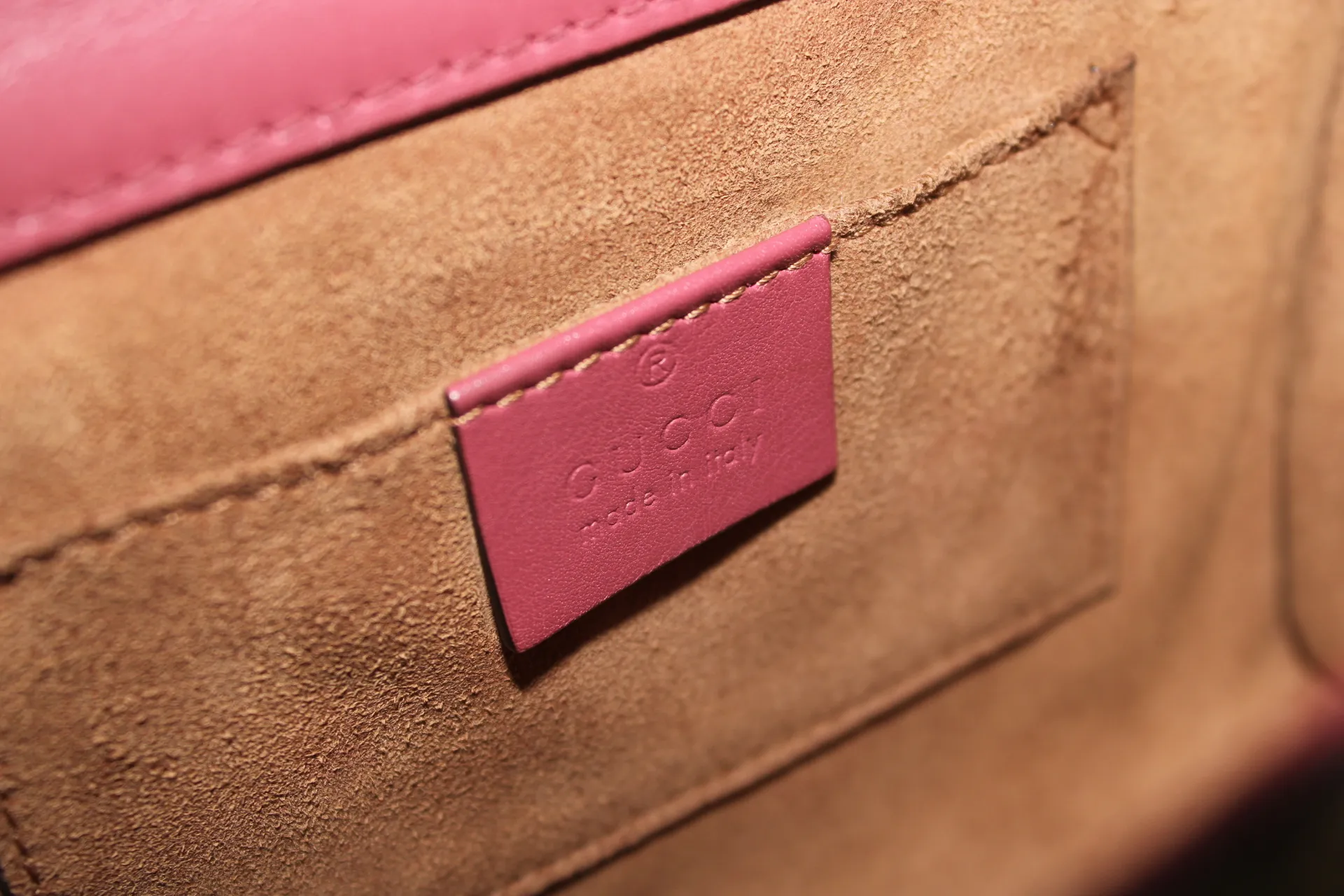 Gucci GG Blooms Padlock Shoulder Bag Gucci GG Blooms Padlock Shoulder Bag