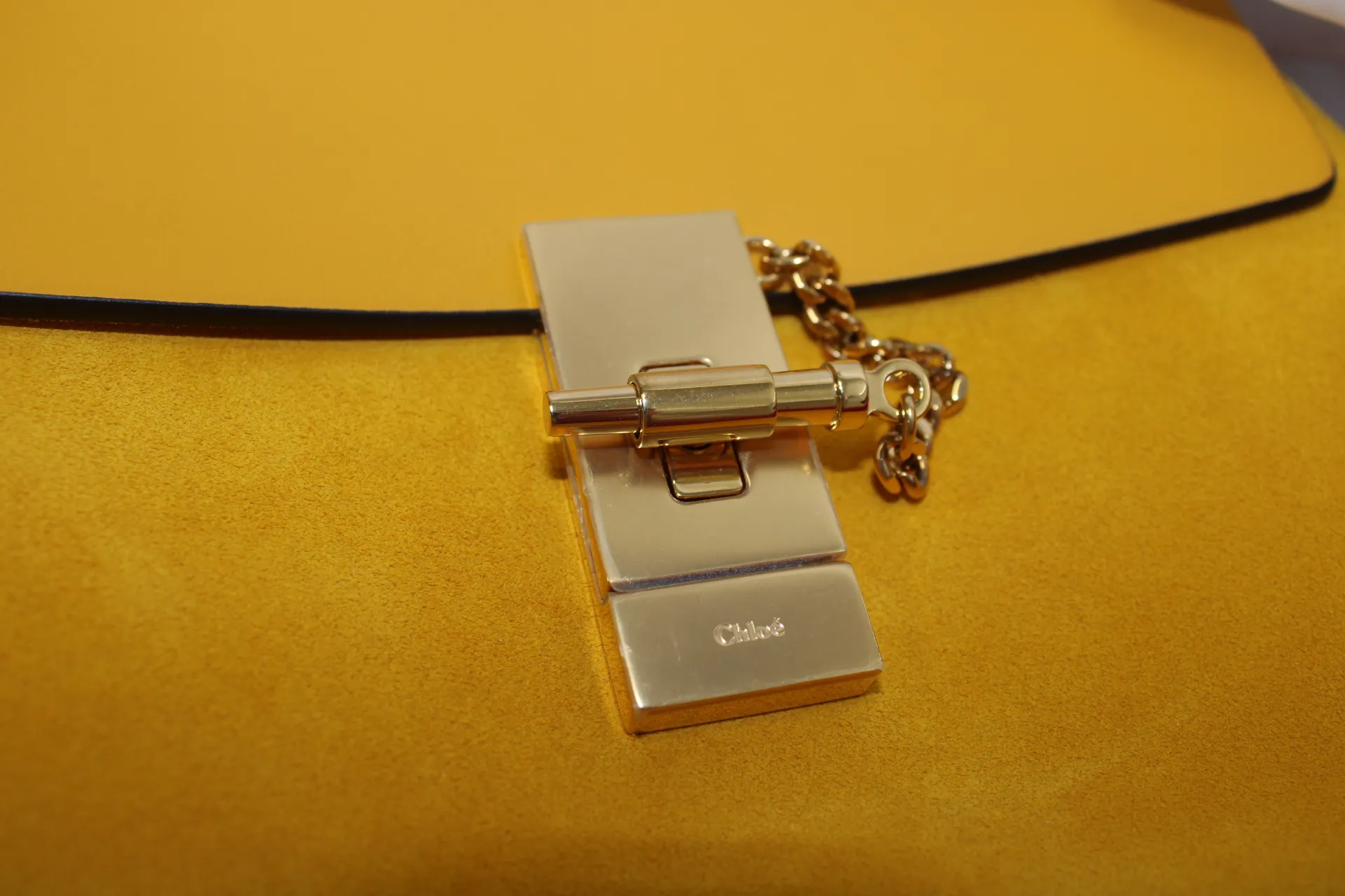 CHLOE Yellow/Beige Suede/Lambskin Leather Small Drew Bag CHLOE Yellow/Beige Suede/Lambskin Leather Small Drew Bag