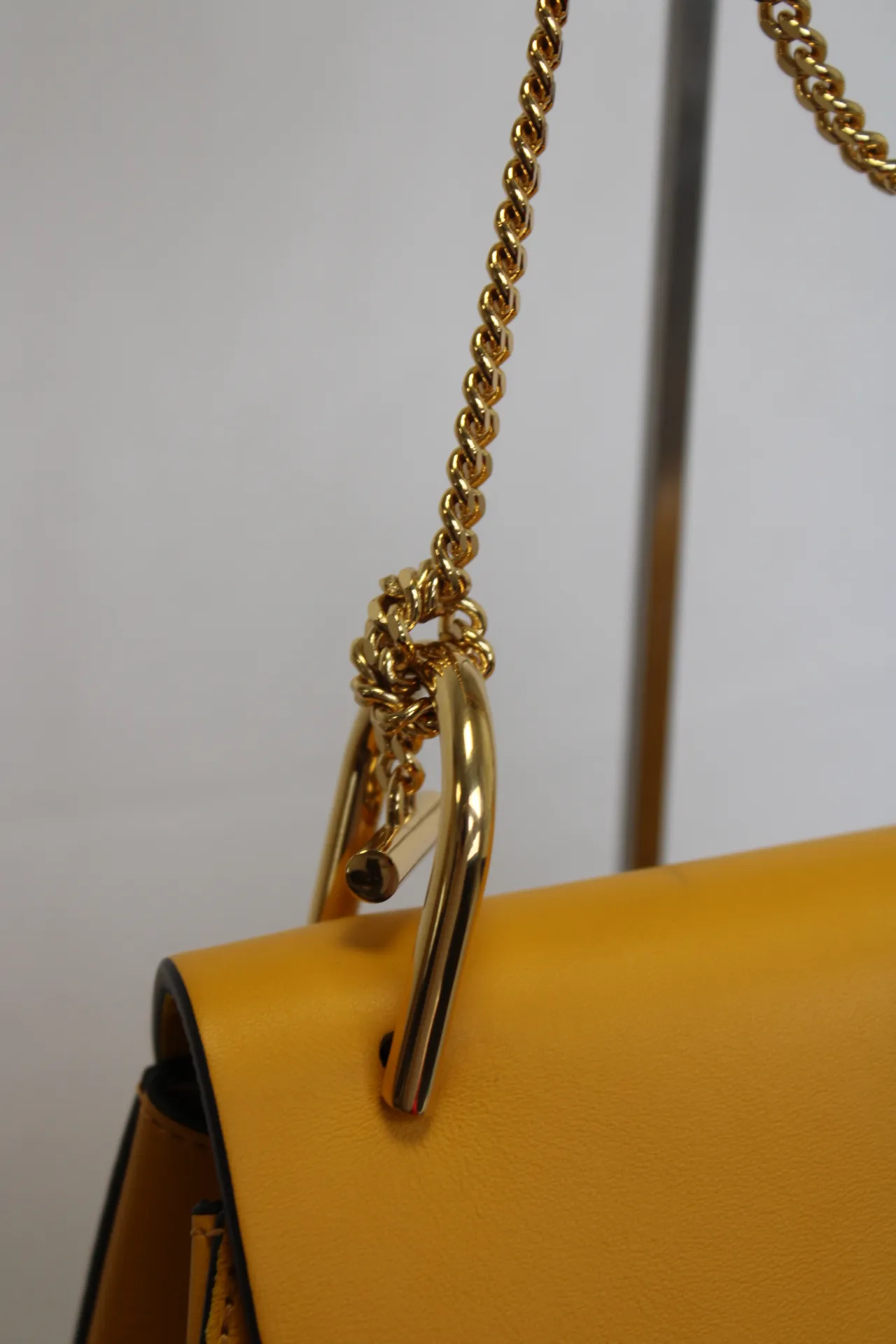CHLOE Yellow/Beige Suede/Lambskin Leather Small Drew Bag CHLOE Yellow/Beige Suede/Lambskin Leather Small Drew Bag