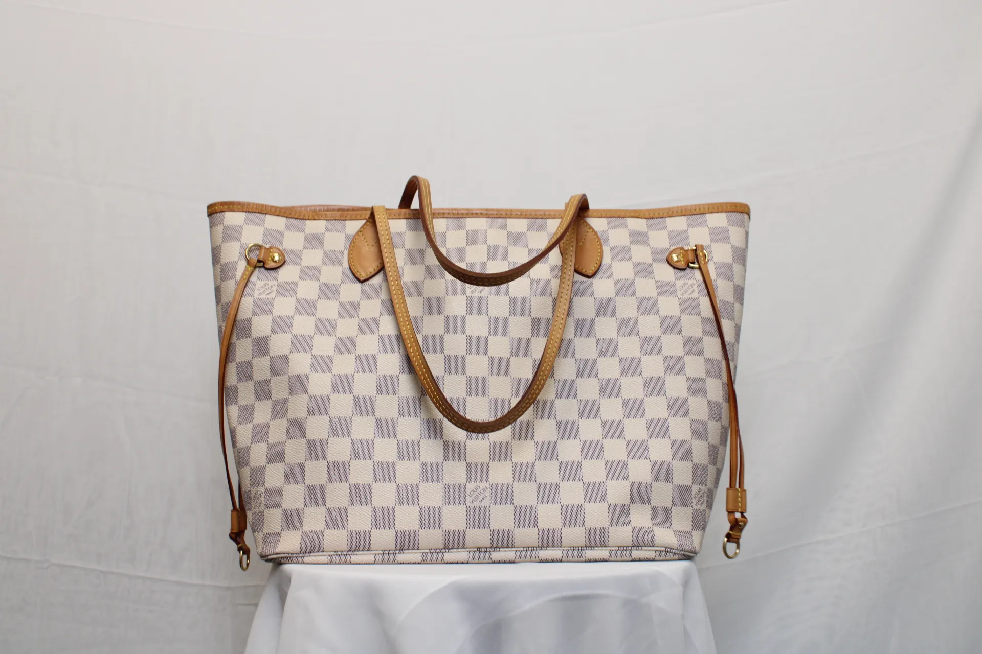 LOUIS VUITTON Neverfull MM Damier Azur Canvas Bag LOUIS VUITTON Neverfull MM Damier Azur Canvas Bag