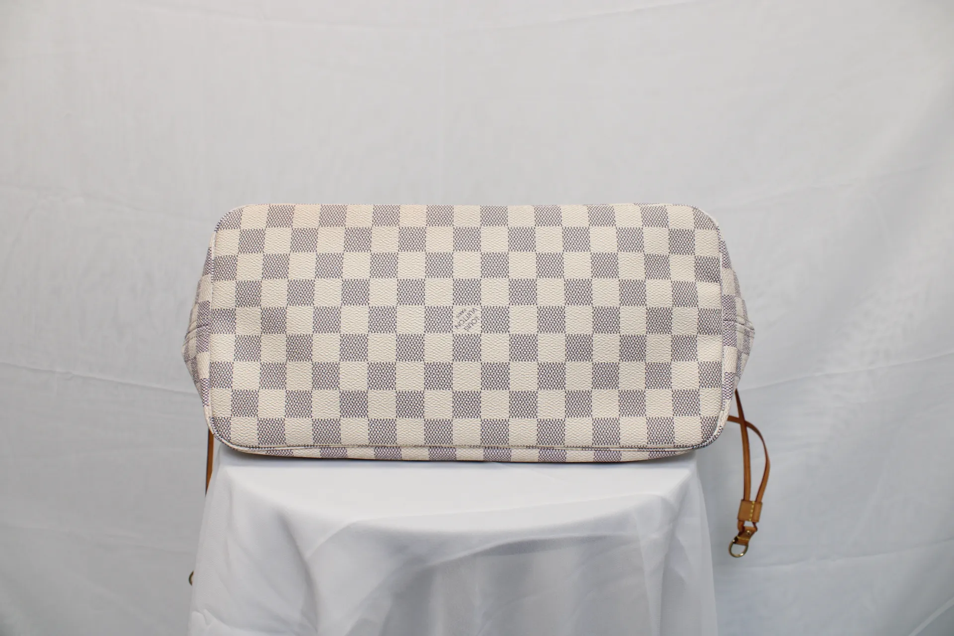 LOUIS VUITTON Neverfull MM Damier Azur Canvas Bag LOUIS VUITTON Neverfull MM Damier Azur Canvas Bag