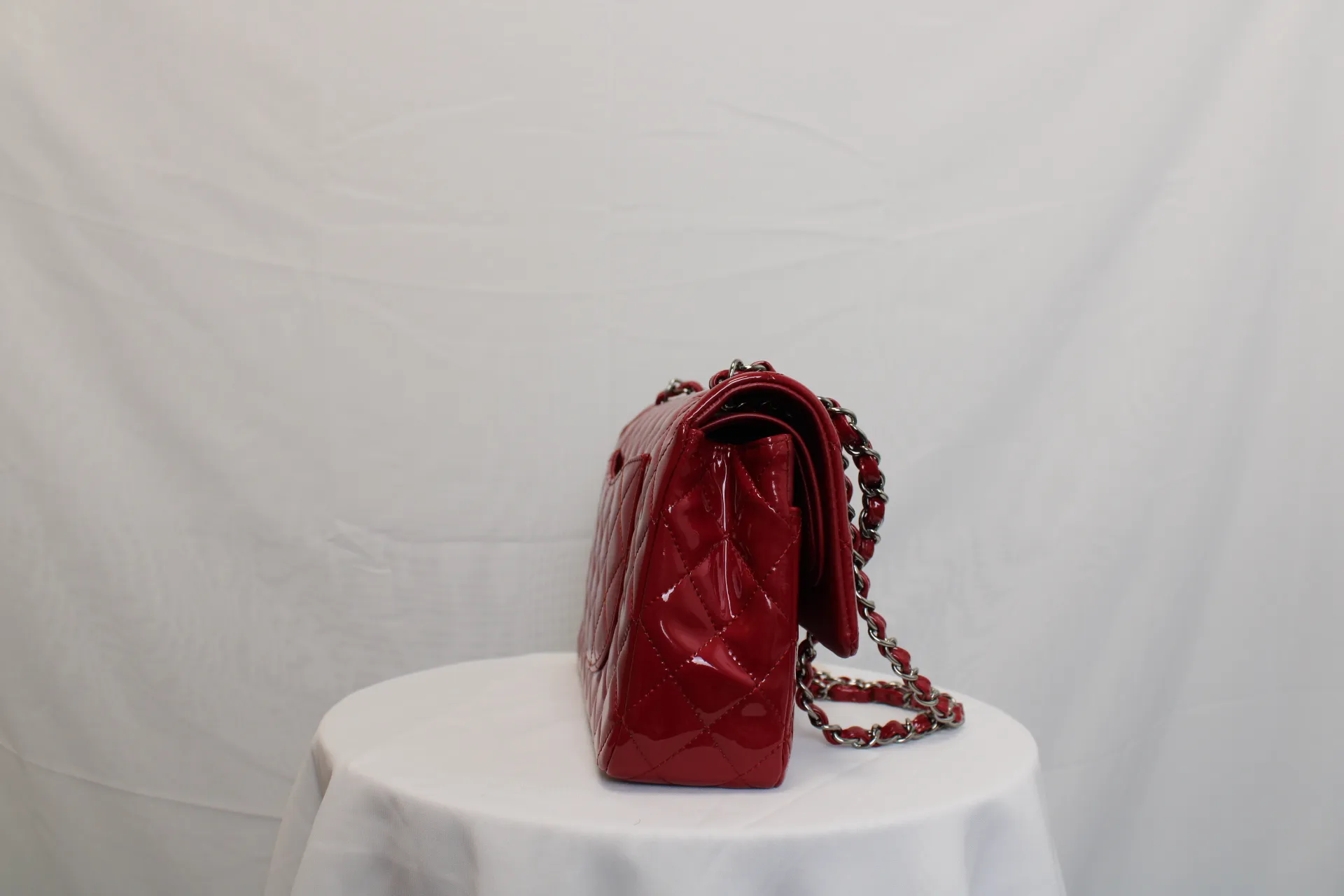 CHANEL Classic Flap Handbag Red Patent Leather New CHANEL Classic Flap Handbag Red Patent Leather New