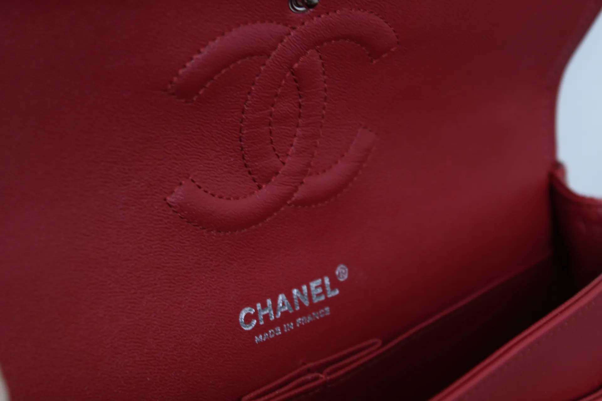 CHANEL Classic Flap Handbag Red Patent Leather New CHANEL Classic Flap Handbag Red Patent Leather New