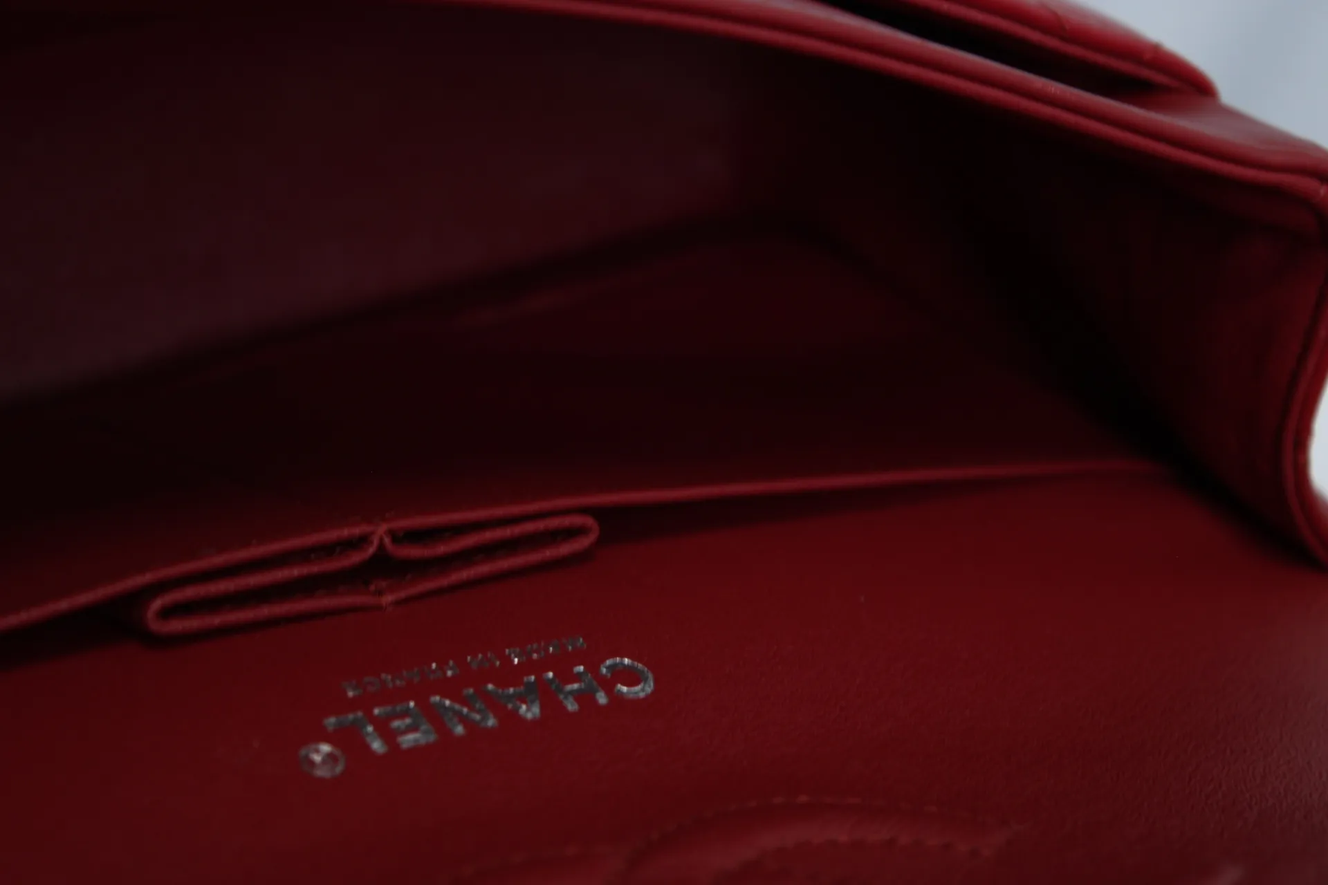 CHANEL Classic Flap Handbag Red Patent Leather New CHANEL Classic Flap Handbag Red Patent Leather New