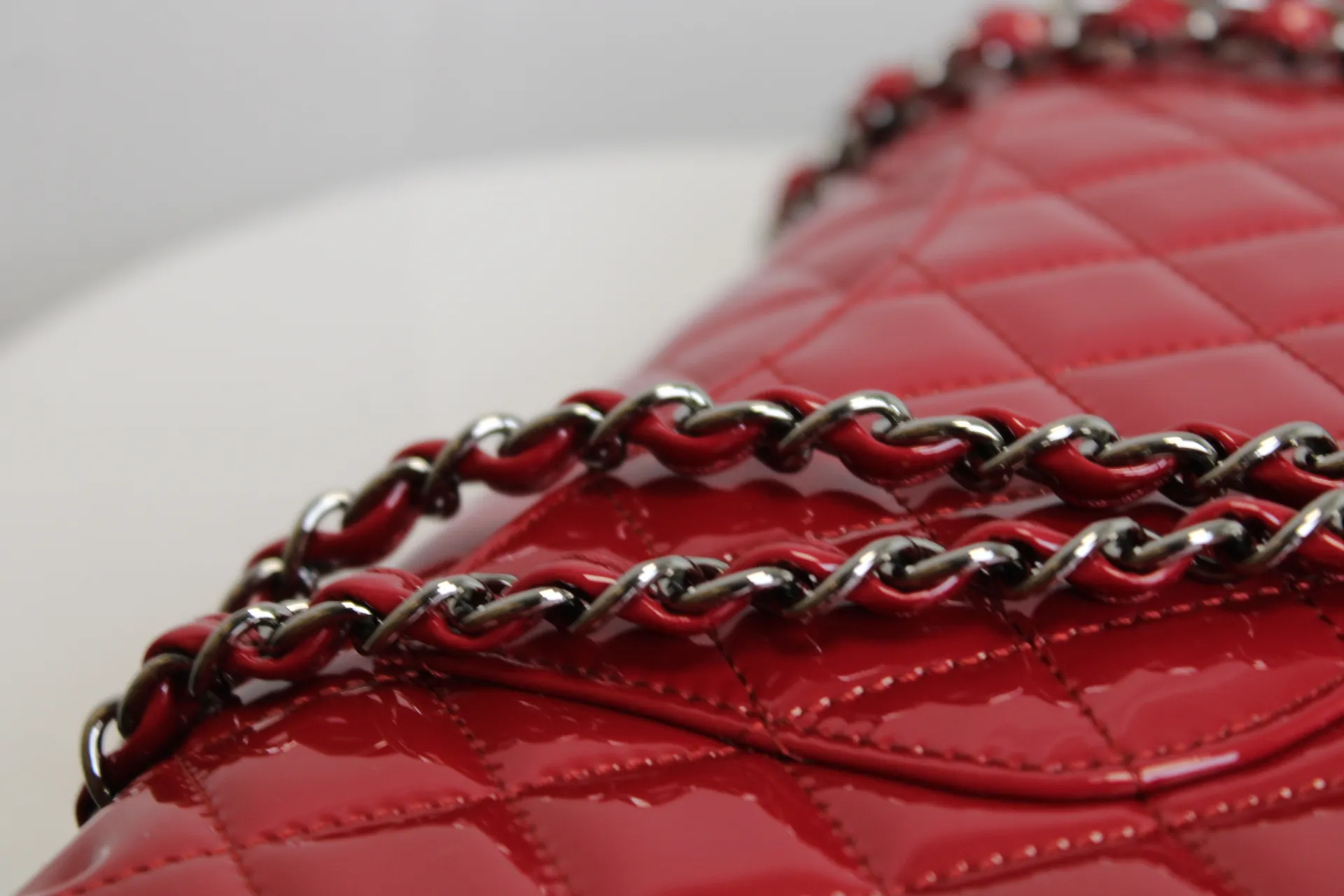 CHANEL Classic Flap Handbag Red Patent Leather New CHANEL Classic Flap Handbag Red Patent Leather New