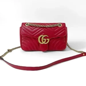 GUCCI GG Marmont Medium Shoulder Bag