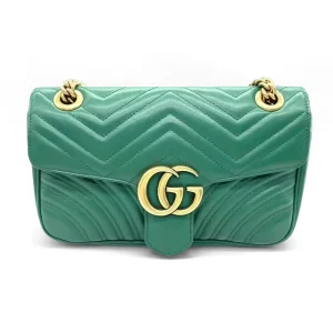GUCCI Medium GG Marmont Bag