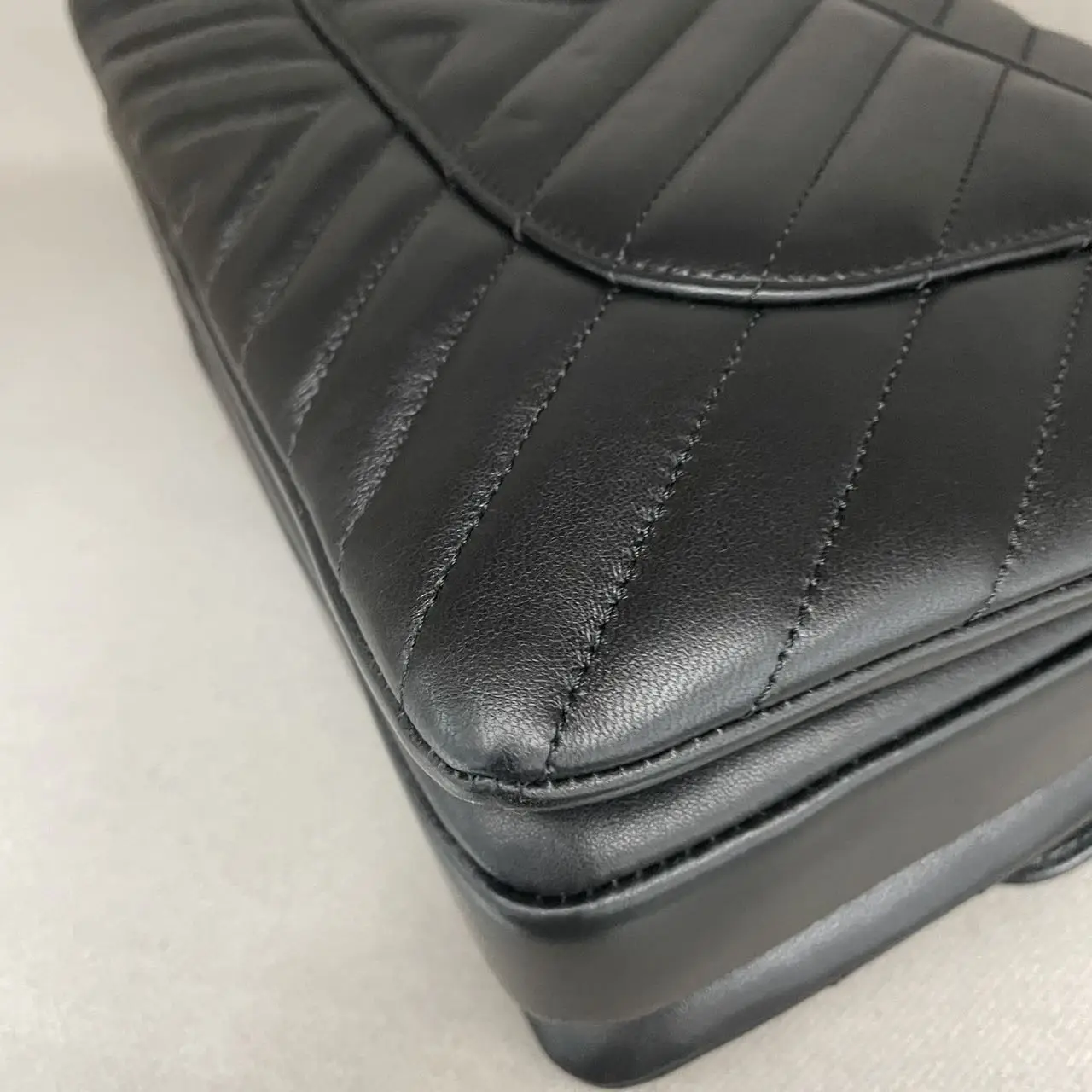 CHANEL Medium Trendy CC Dual Handle Flap Bag Black Lambskin CHANEL Medium Trendy CC Dual Handle Flap Bag Black Lambskin