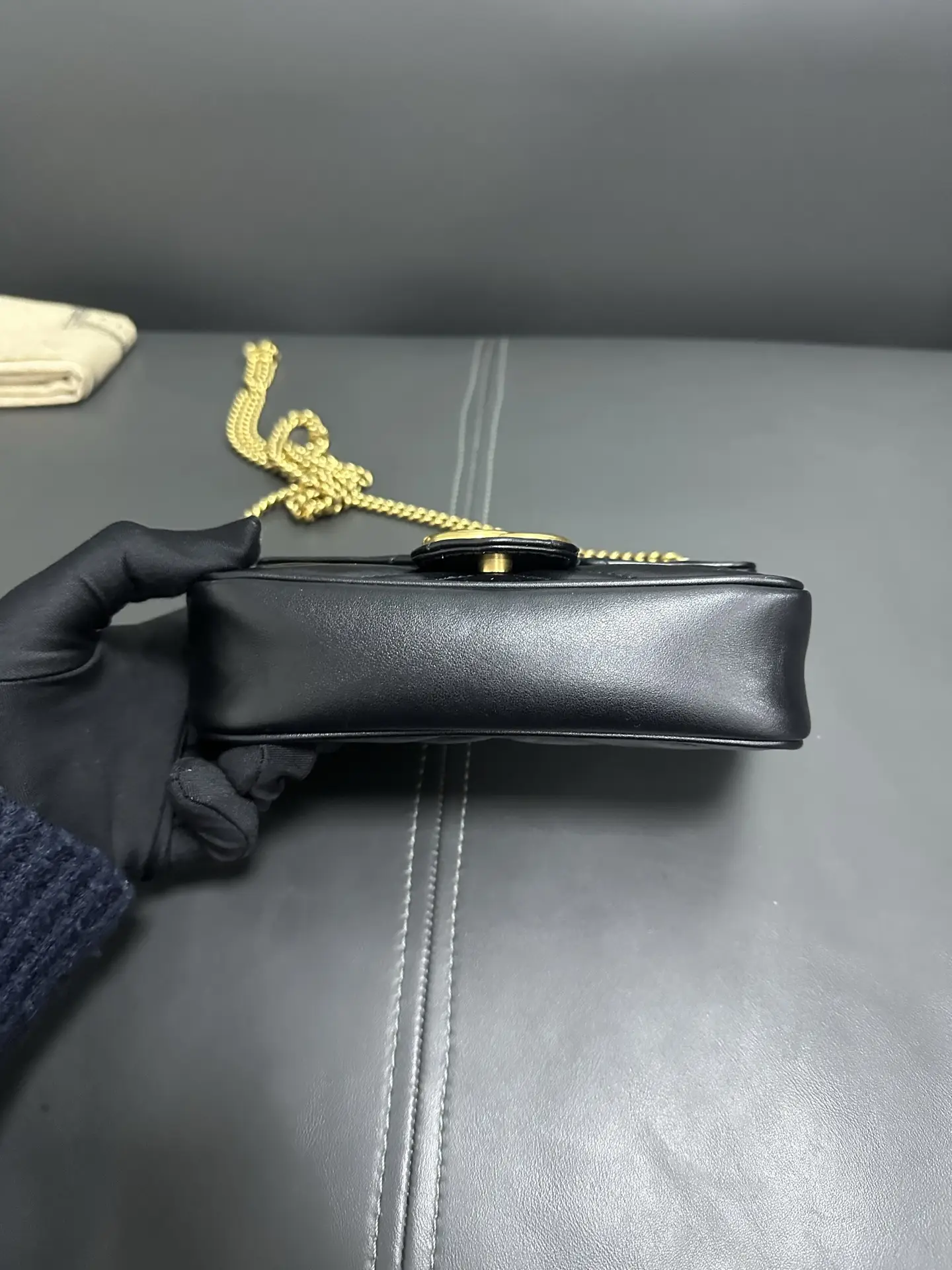 GUCCI GG Marmont Mini Bag black with gold-tone hardware GUCCI GG Marmont Mini Bag black with gold-tone hardware