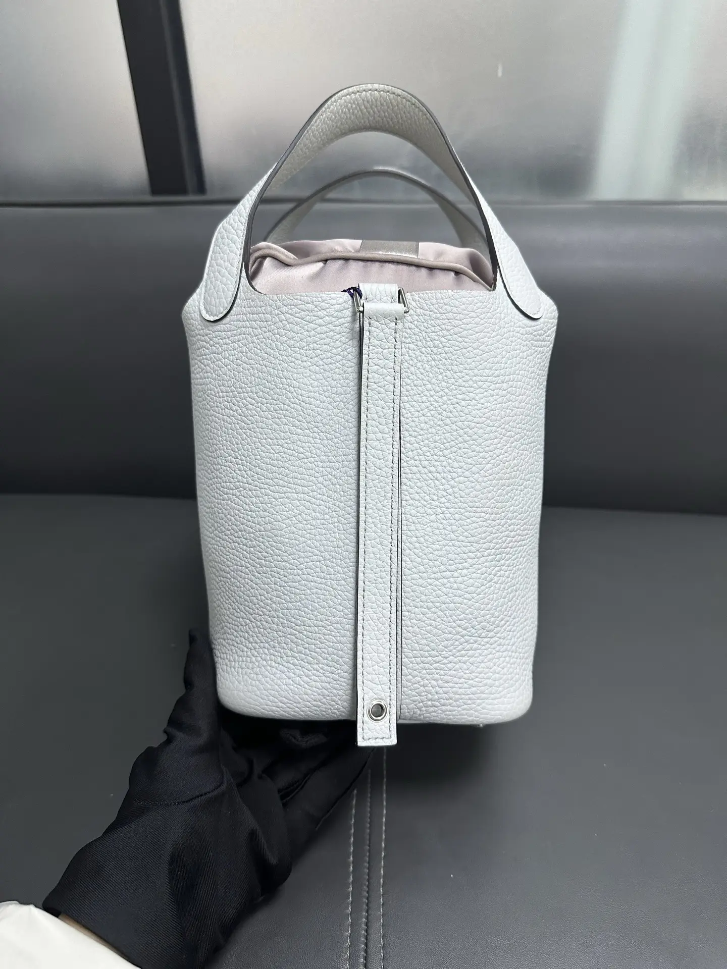 HERMÈS Pocotin 18 Eclat Bag HERMÈS Pocotin 18 Eclat Bag