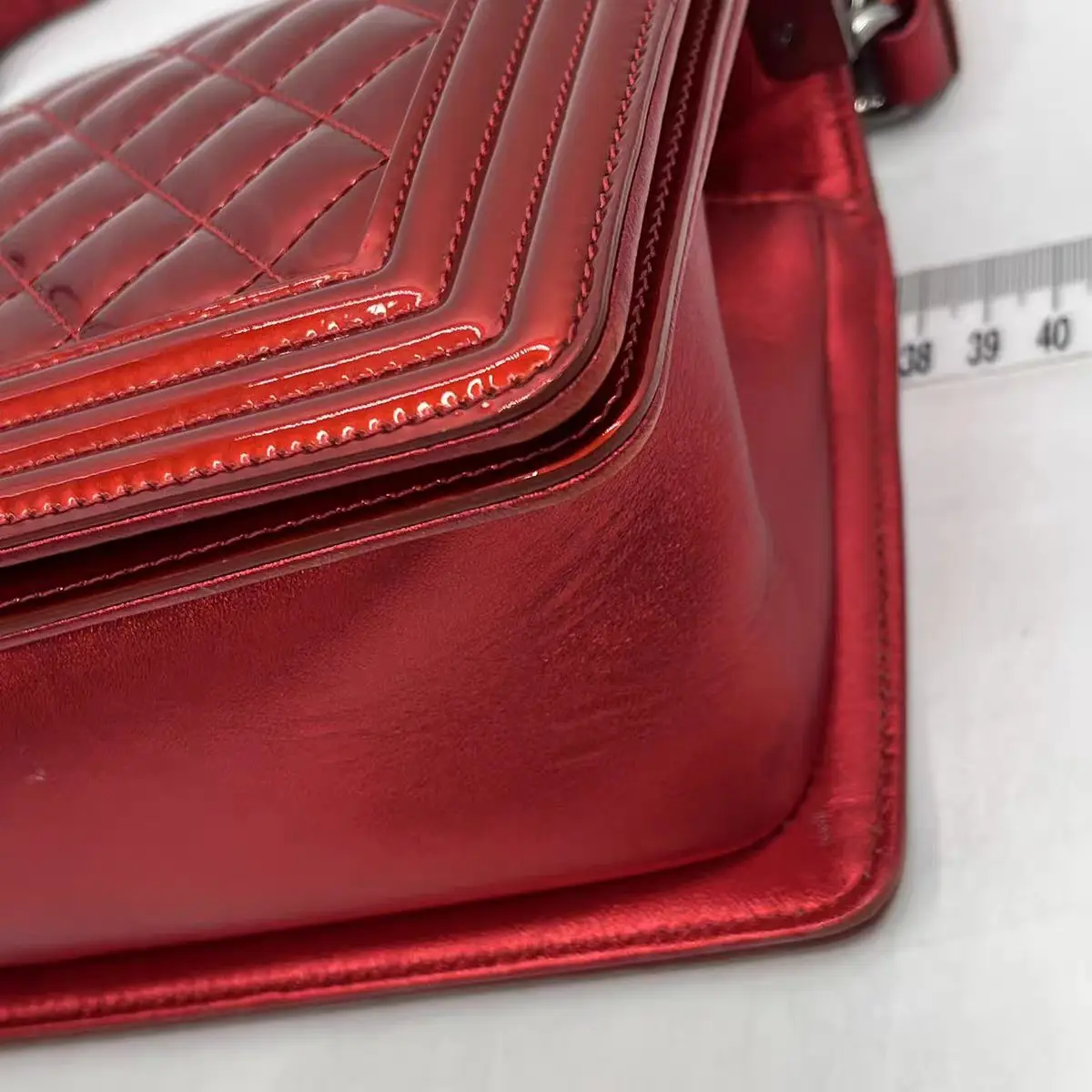 CHANEL Medium Boy Bag Red Patent Leather CHANEL Medium Boy Bag Red Patent Leather