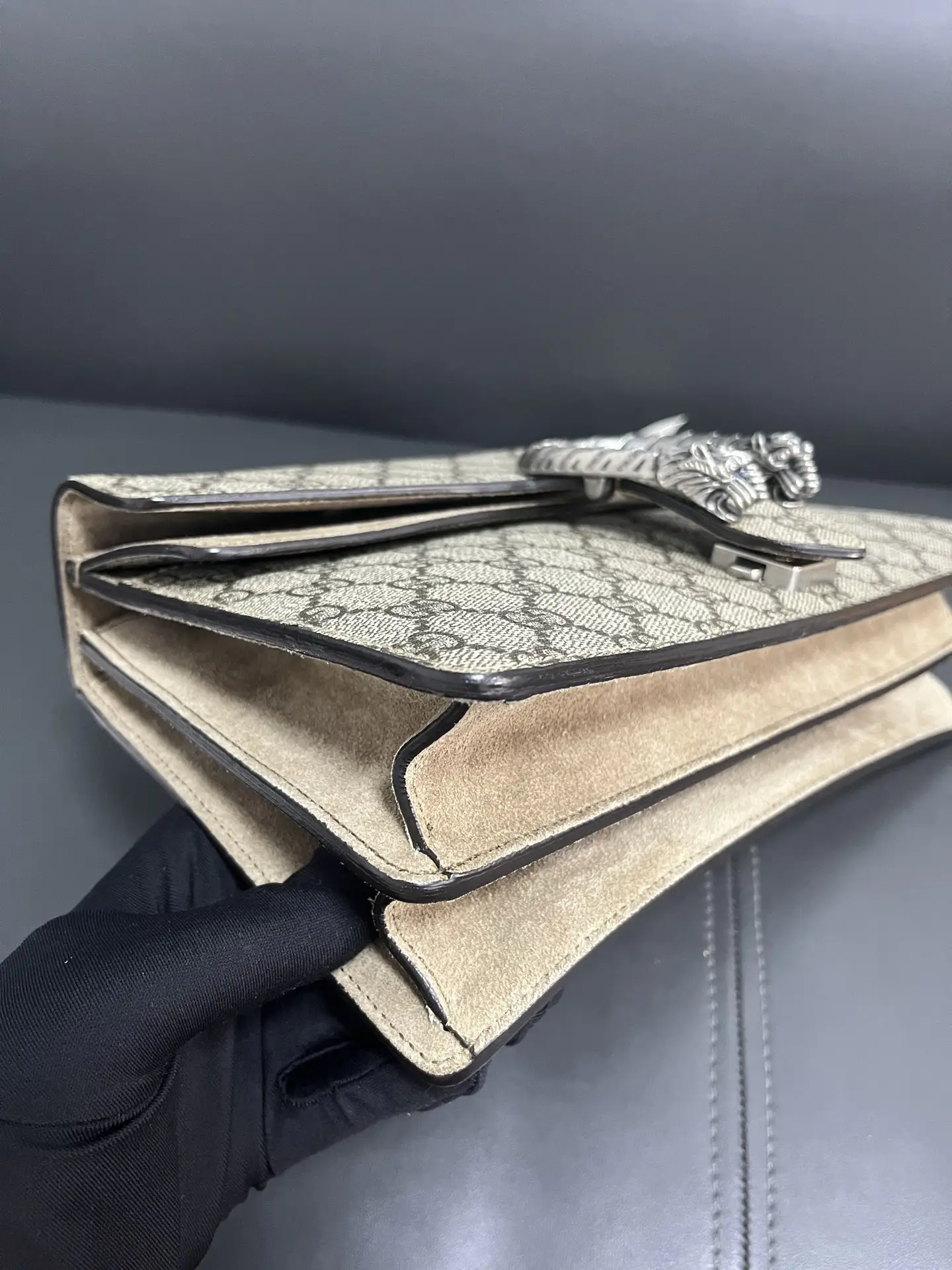 GUCCI Dionysus GG Supreme Blooms Shoulder Bag GUCCI Dionysus GG Supreme Blooms Shoulder Bag