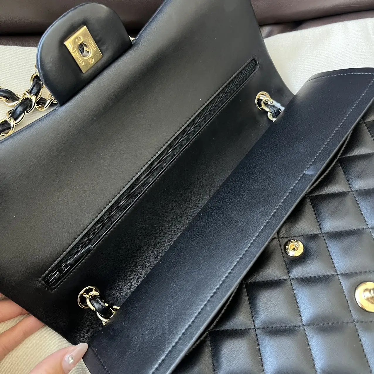 CHANEL Classic Flap Jumbo Handbag CHANEL Classic Flap Jumbo Handbag