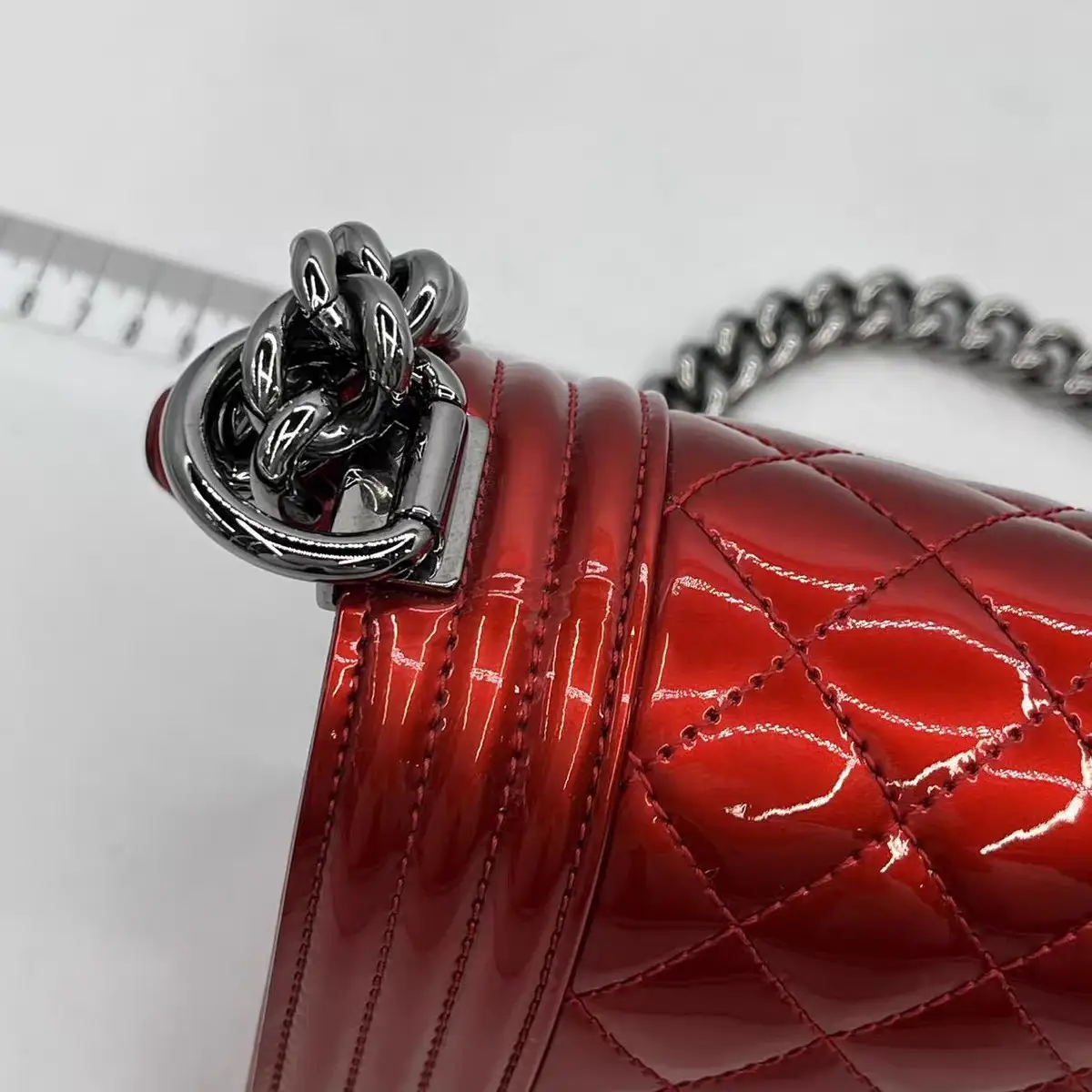 CHANEL Medium Boy Bag Red Patent Leather CHANEL Medium Boy Bag Red Patent Leather