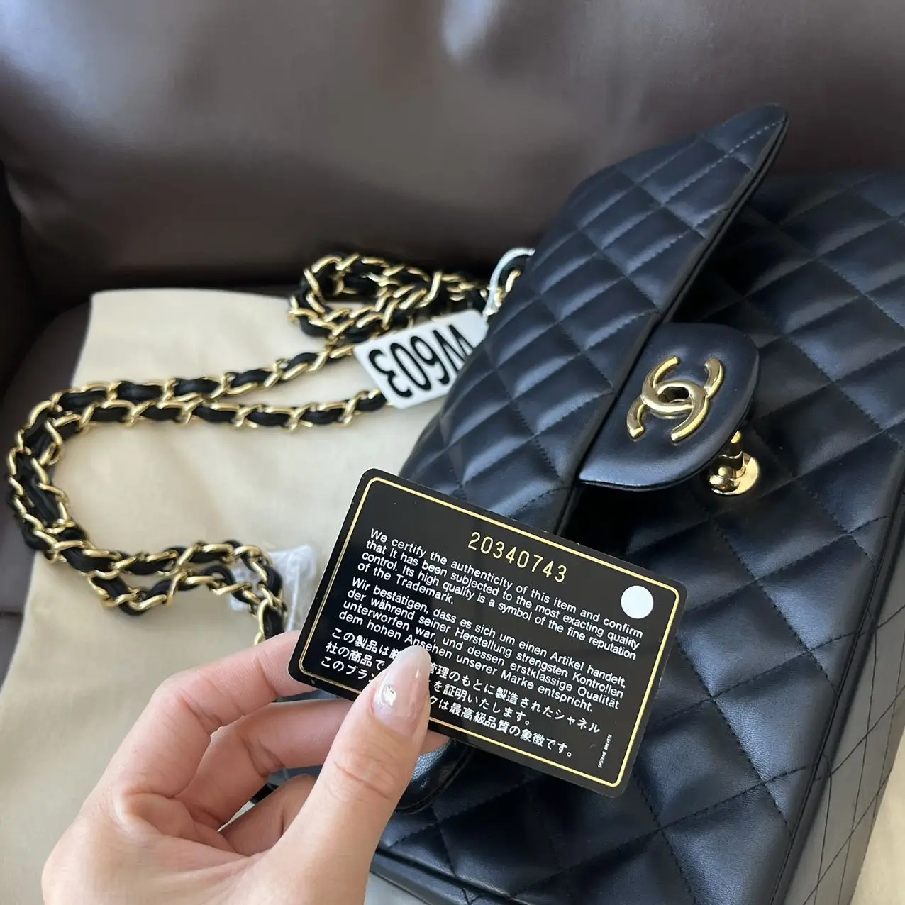 CHANEL Classic Flap Jumbo Handbag CHANEL Classic Flap Jumbo Handbag