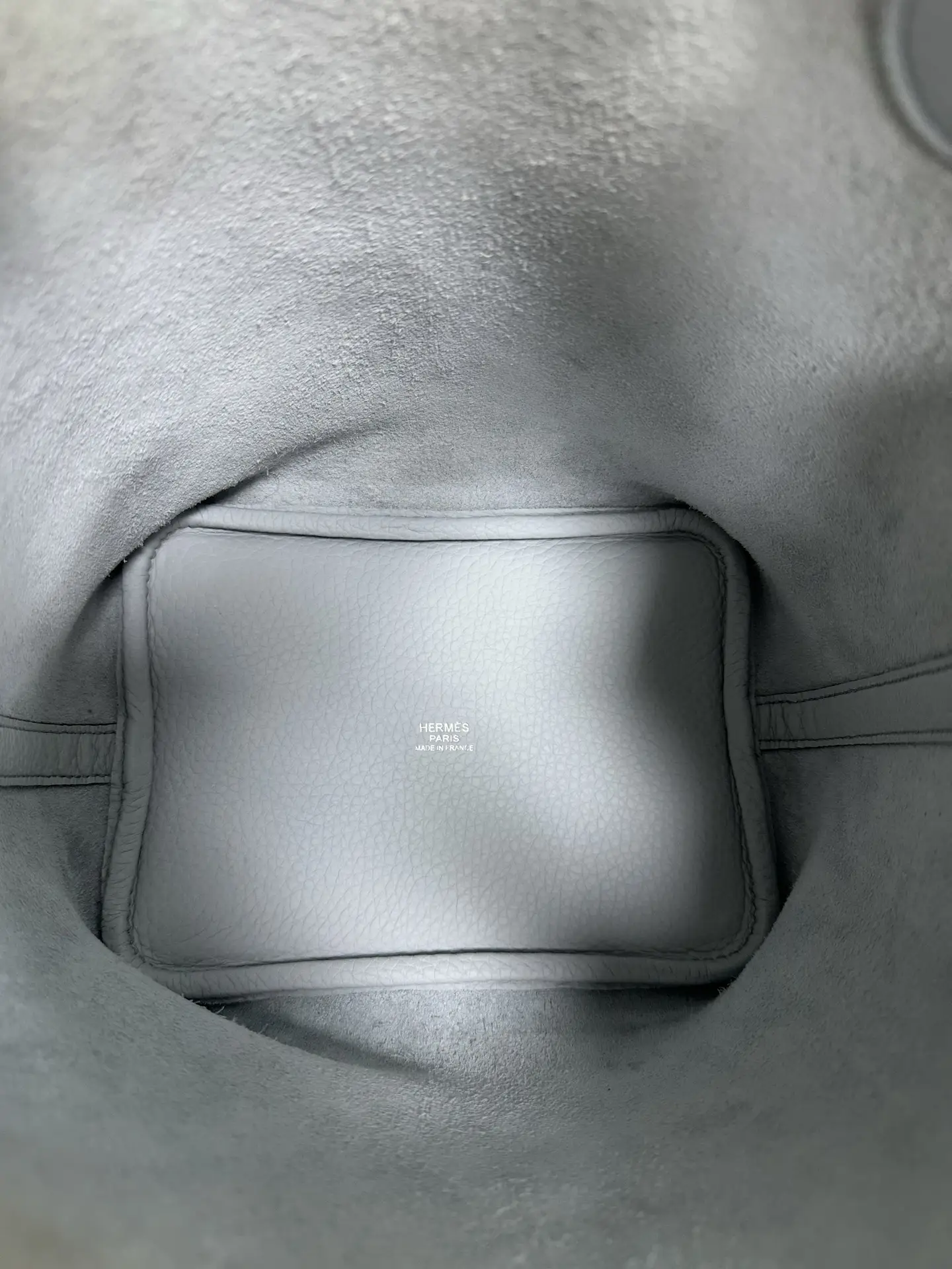 HERMÈS Pocotin 18 Eclat Bag HERMÈS Pocotin 18 Eclat Bag