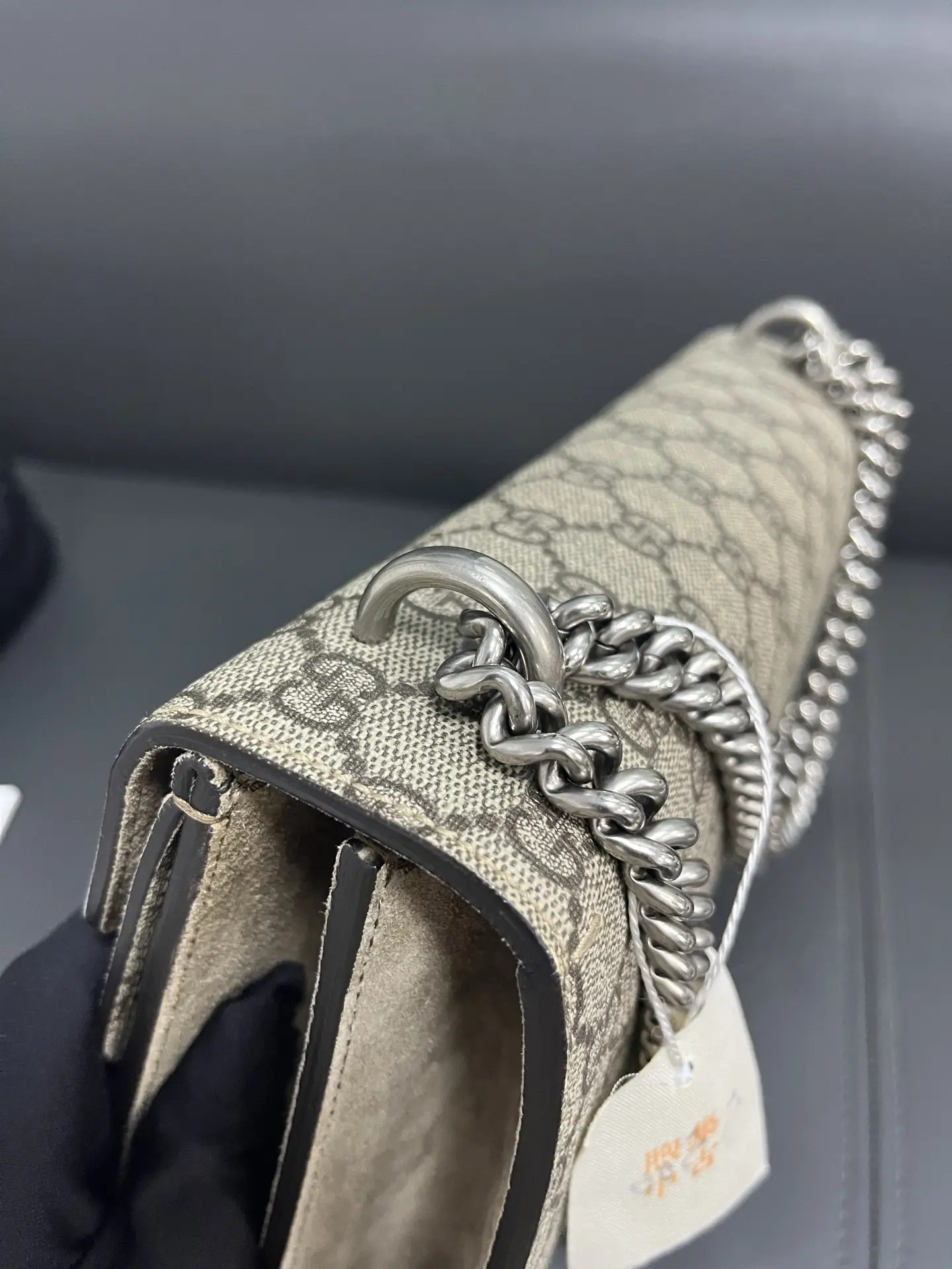 GUCCI Dionysus GG Supreme Blooms Shoulder Bag GUCCI Dionysus GG Supreme Blooms Shoulder Bag