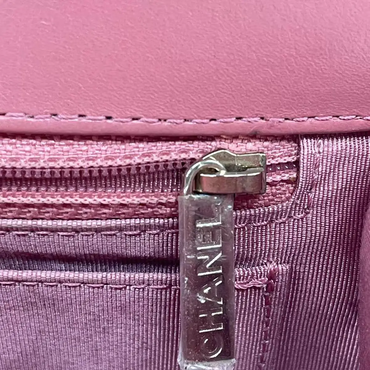 CHANEL Small Chevron Classic Flap Bag Pink Leather CHANEL Small Chevron Classic Flap Bag Pink Leather