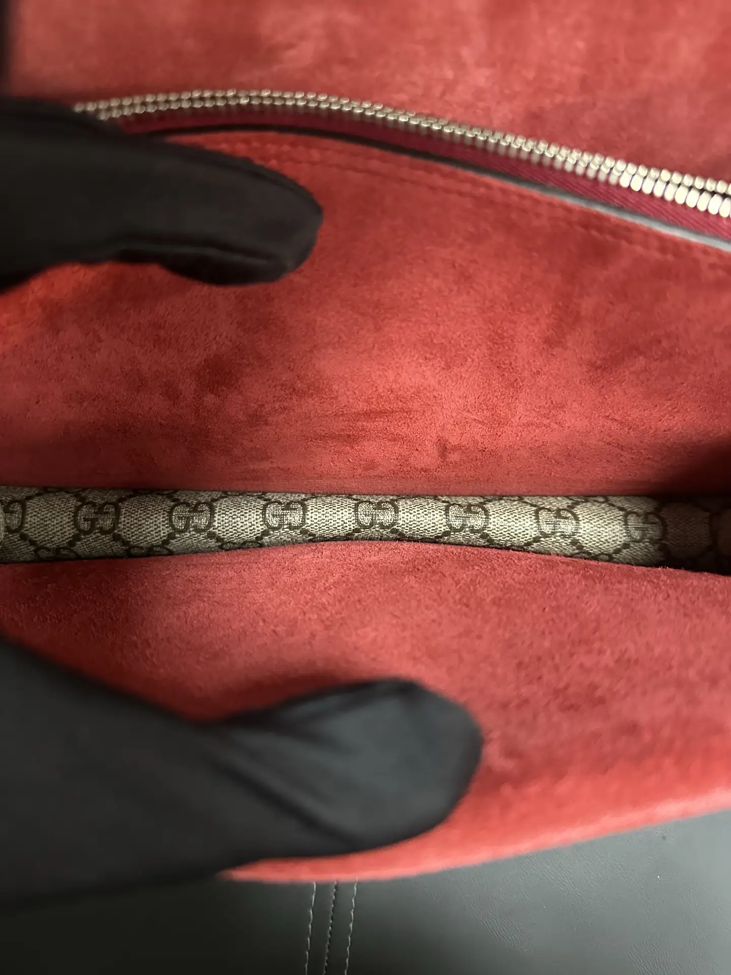 GUCCI Dionysus GG Supreme Blooms Shoulder Bag GUCCI Dionysus GG Supreme Blooms Shoulder Bag