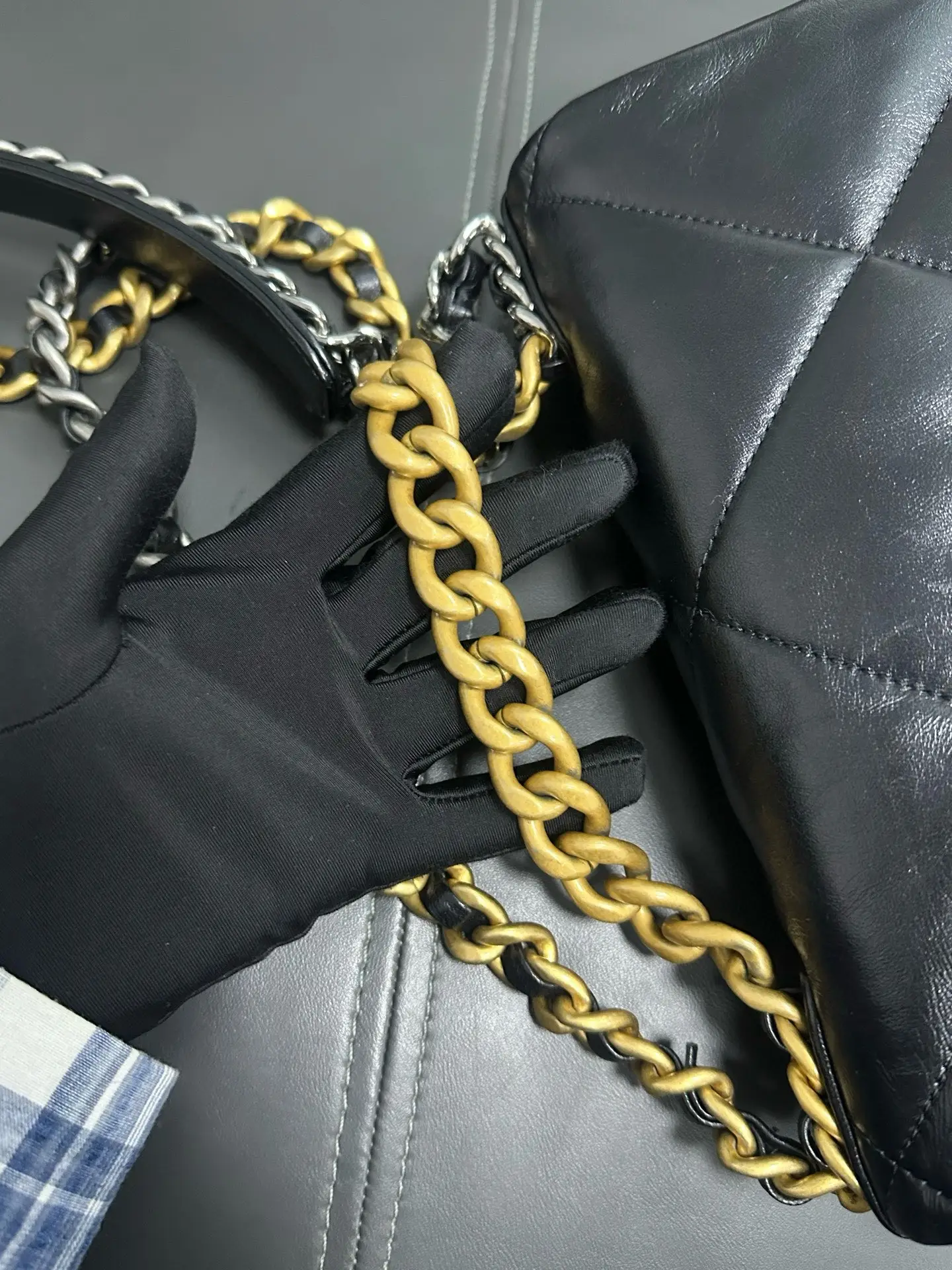 CHANEL Small 19 Black Shiny Lambskin Handbag CHANEL Small 19 Black Shiny Lambskin Handbag