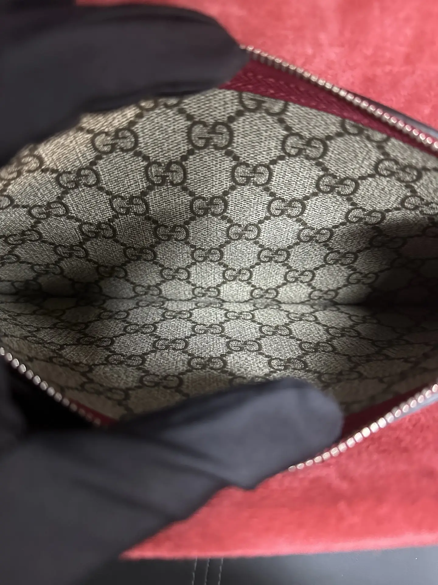 GUCCI Dionysus GG Supreme Blooms Shoulder Bag GUCCI Dionysus GG Supreme Blooms Shoulder Bag