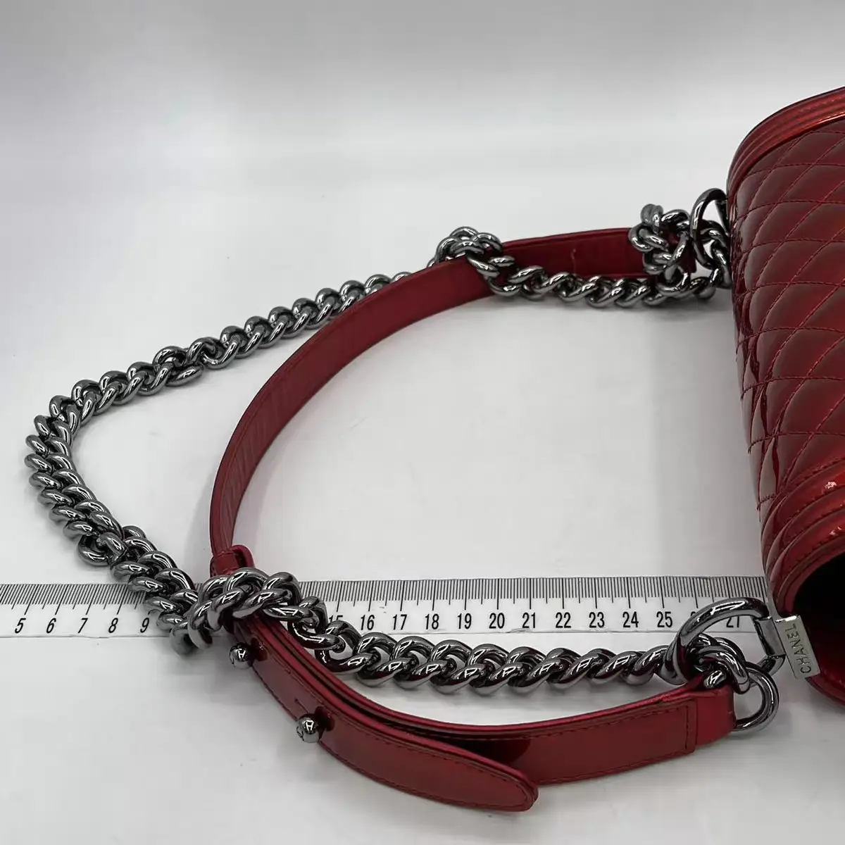 CHANEL Medium Boy Bag Red Patent Leather CHANEL Medium Boy Bag Red Patent Leather