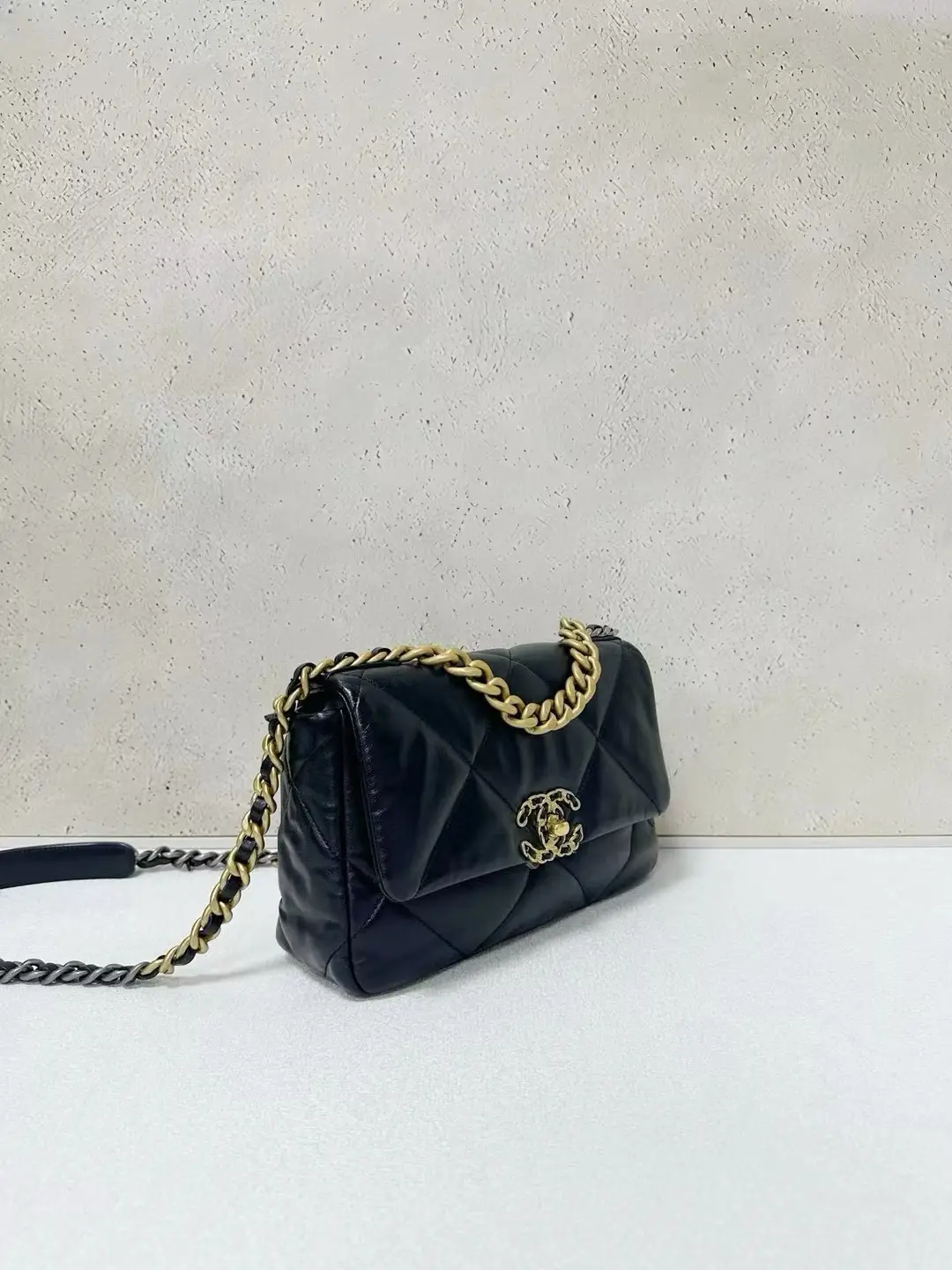 CHANEL Small 19 Black Shiny Lambskin Handbag CHANEL Small 19 Black Shiny Lambskin Handbag