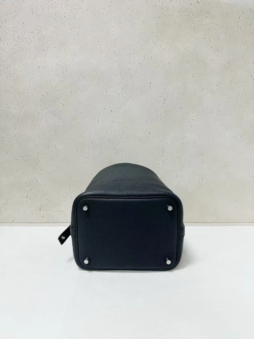 HERMÈS Picotin 18 in black with palladium hardware HERMÈS Picotin 18 in black with palladium hardware