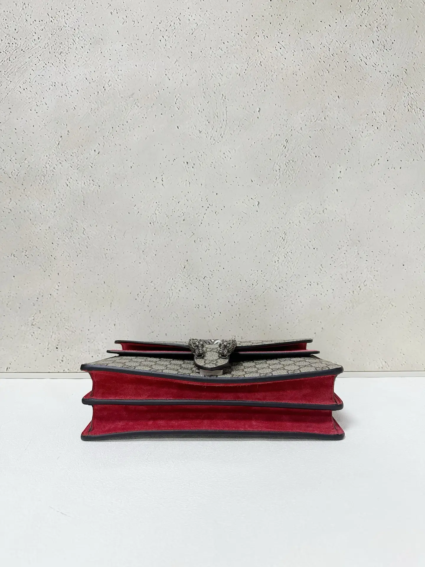 GUCCI Dionysus GG Supreme Blooms Shoulder Bag GUCCI Dionysus GG Supreme Blooms Shoulder Bag