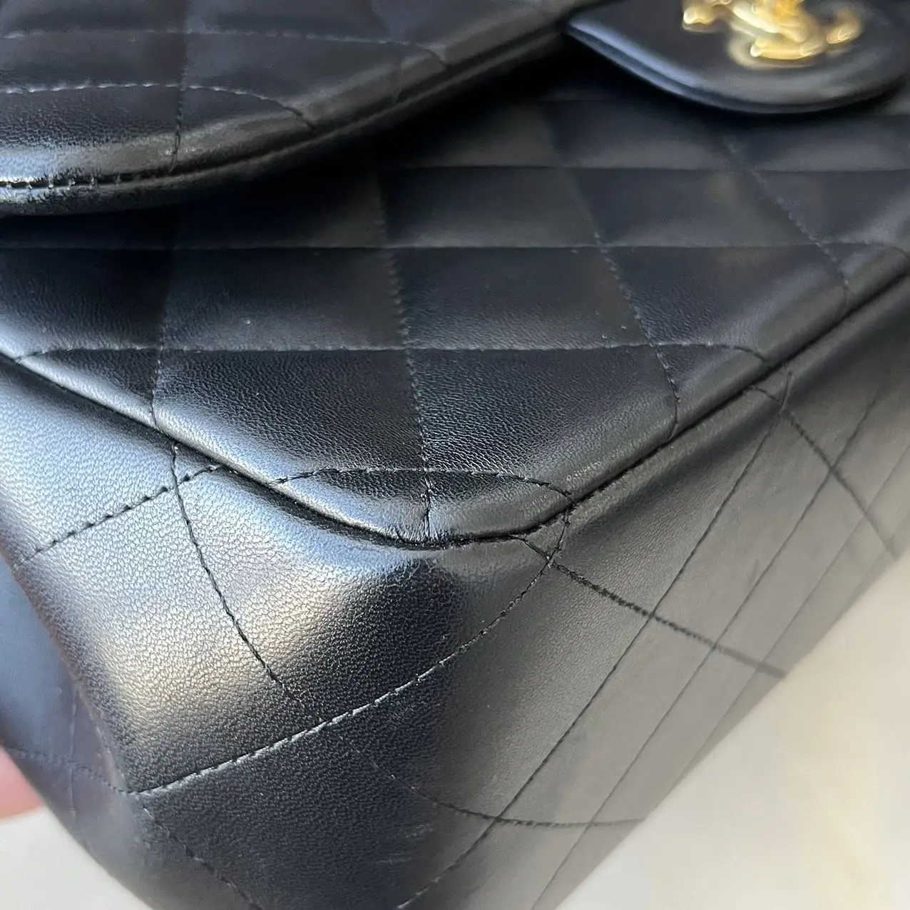 CHANEL Classic Flap Jumbo Handbag CHANEL Classic Flap Jumbo Handbag