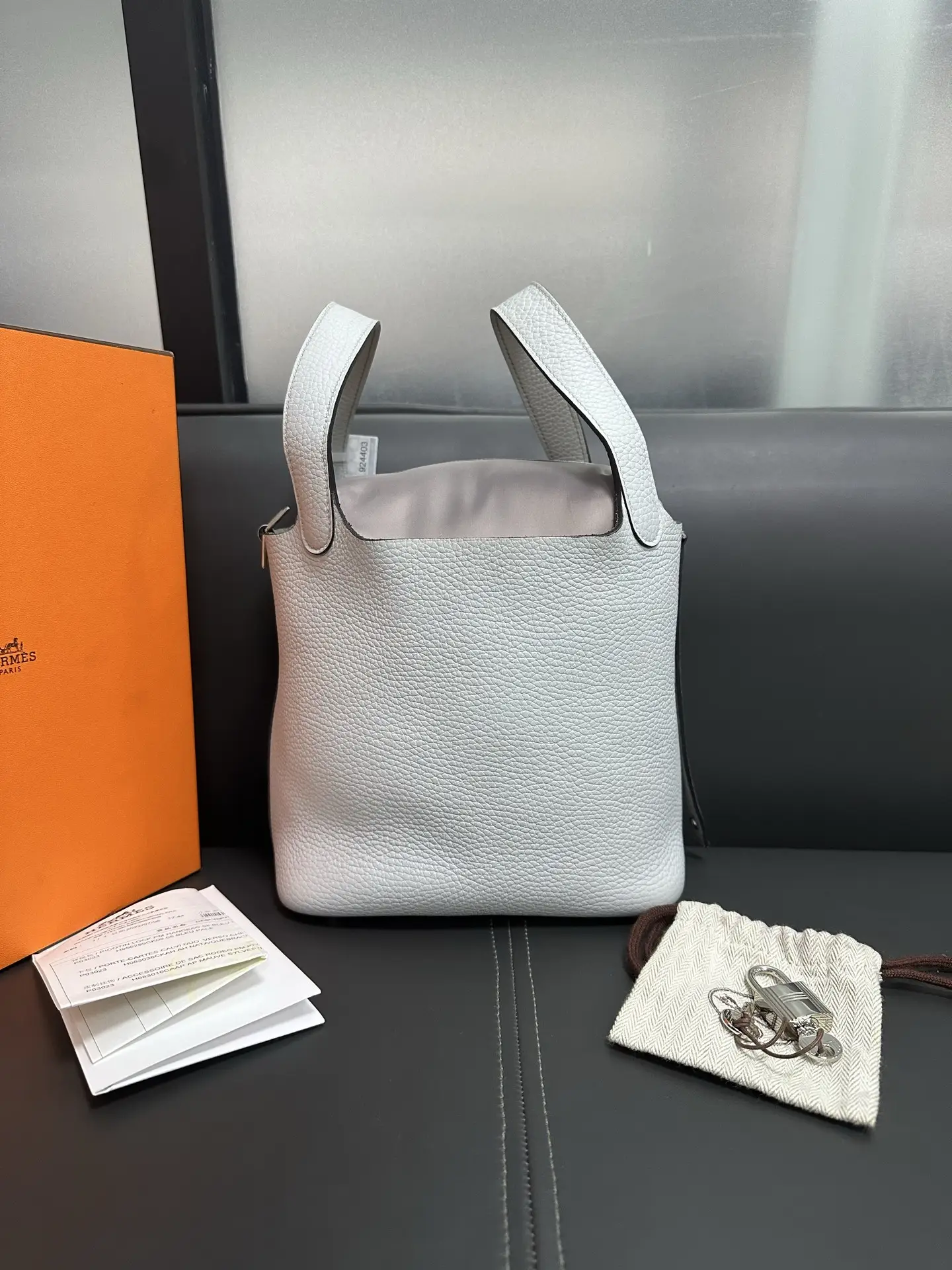 HERMÈS Pocotin 18 Eclat Bag HERMÈS Pocotin 18 Eclat Bag
