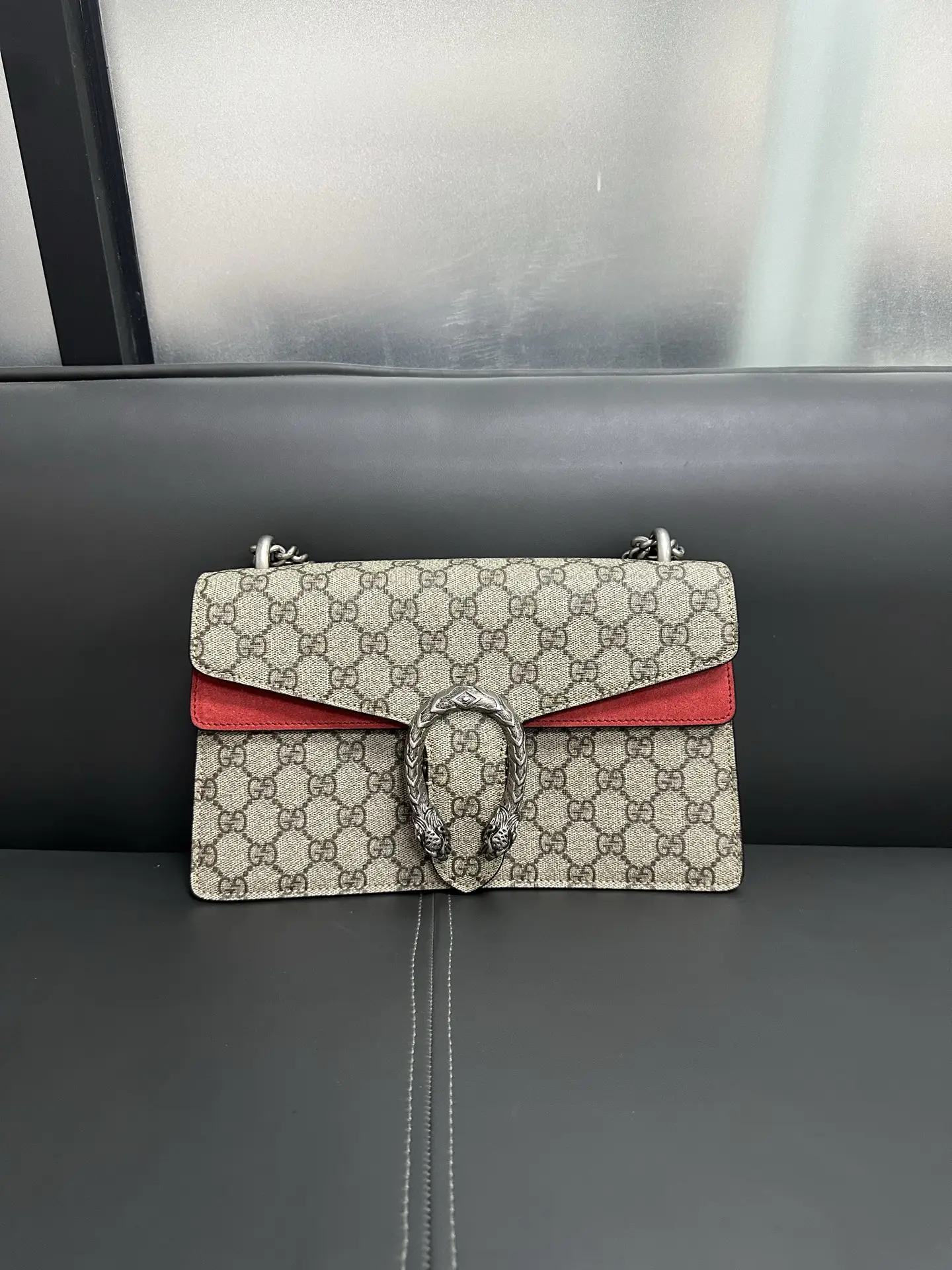 GUCCI Dionysus GG Supreme Blooms Shoulder Bag GUCCI Dionysus GG Supreme Blooms Shoulder Bag