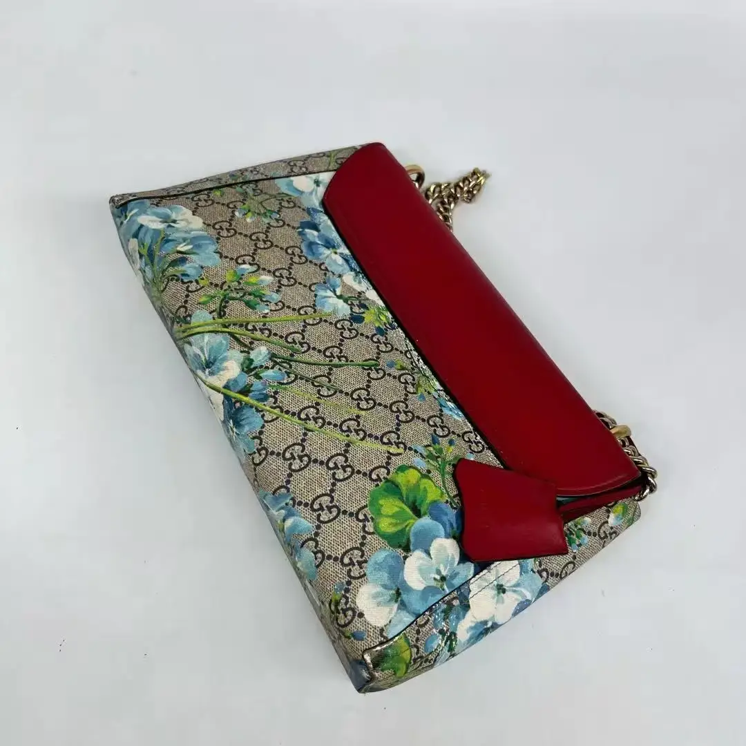 GUCCI Multicolor Floral Print Padlock Bag GUCCI Multicolor Floral Print Padlock Bag