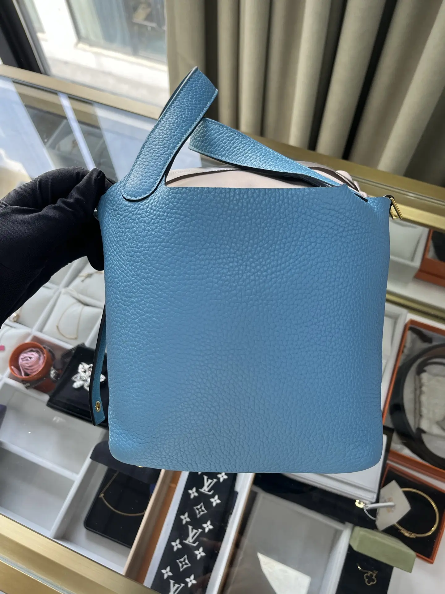 HERMÈS Pocotin 18 in Blue with Palladium Hardware HERMÈS Pocotin 18 in Blue with Palladium Hardware