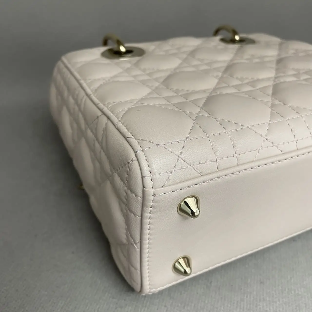 DIOR Small Lady Dior Bag Light Pink Lambskin DIOR Small Lady Dior Bag Light Pink Lambskin