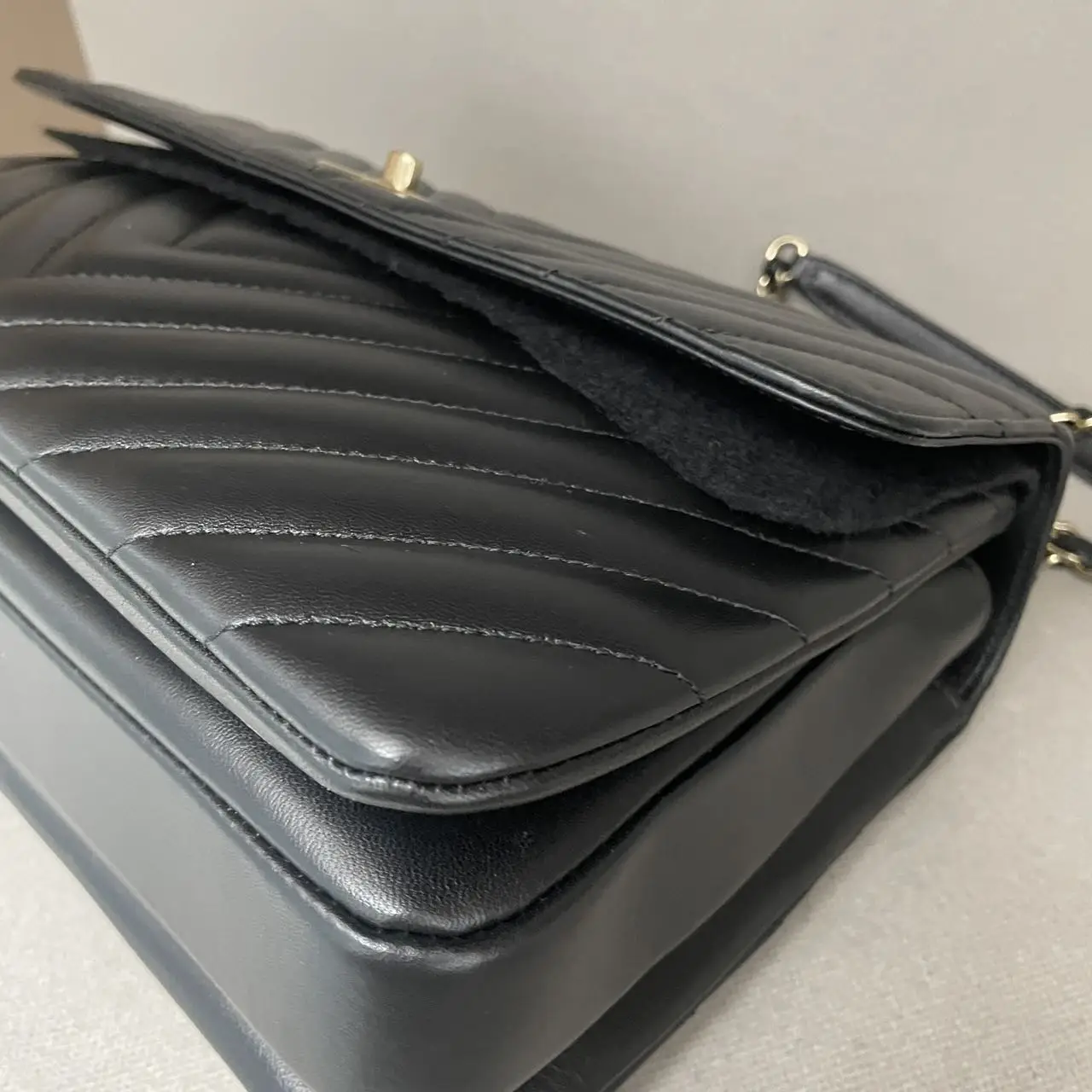 CHANEL Medium Trendy CC Dual Handle Flap Bag Black Lambskin CHANEL Medium Trendy CC Dual Handle Flap Bag Black Lambskin