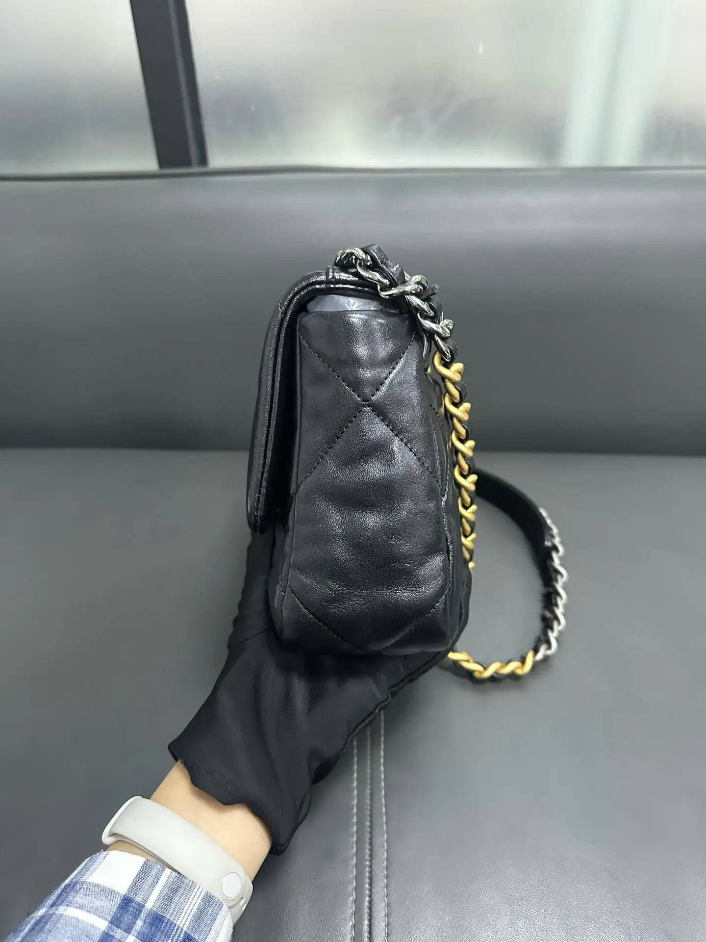 CHANEL Small 19 Black Shiny Lambskin Handbag CHANEL Small 19 Black Shiny Lambskin Handbag