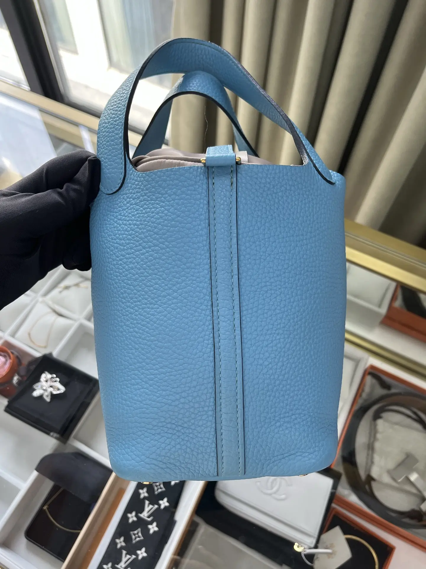 HERMÈS Pocotin 18 in Blue with Palladium Hardware HERMÈS Pocotin 18 in Blue with Palladium Hardware