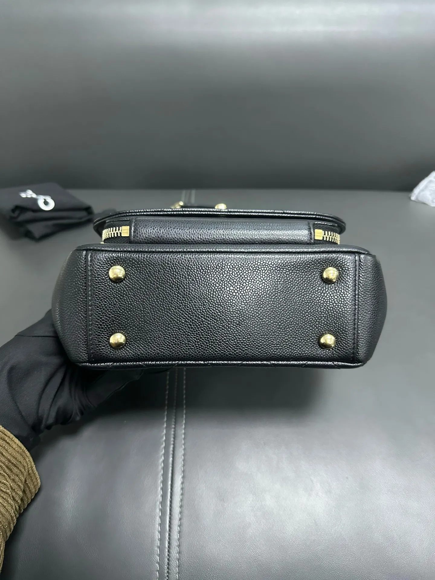 CHANEL Black Matelasse Business Affinity Shoulder Handbag BGH CHANEL Black Matelasse Business Affinity Shoulder Handbag BGH