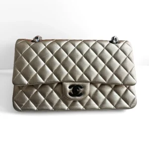CHANEL Medium Classic Flap Bag Gold Lambskin