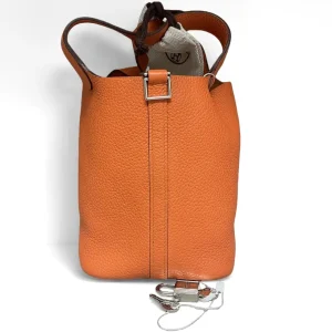 HERMÈS Picotin 18 Orange Taurillon Clemence Leather