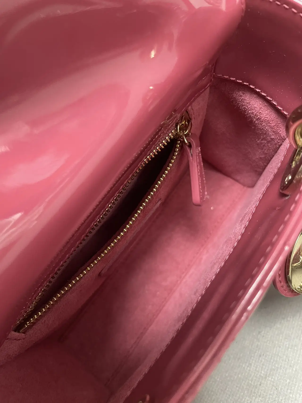 DIOR Mini Lady Dior Bag Hibiscus Pink Patent Leather DIOR Mini Lady Dior Bag Hibiscus Pink Patent Leather