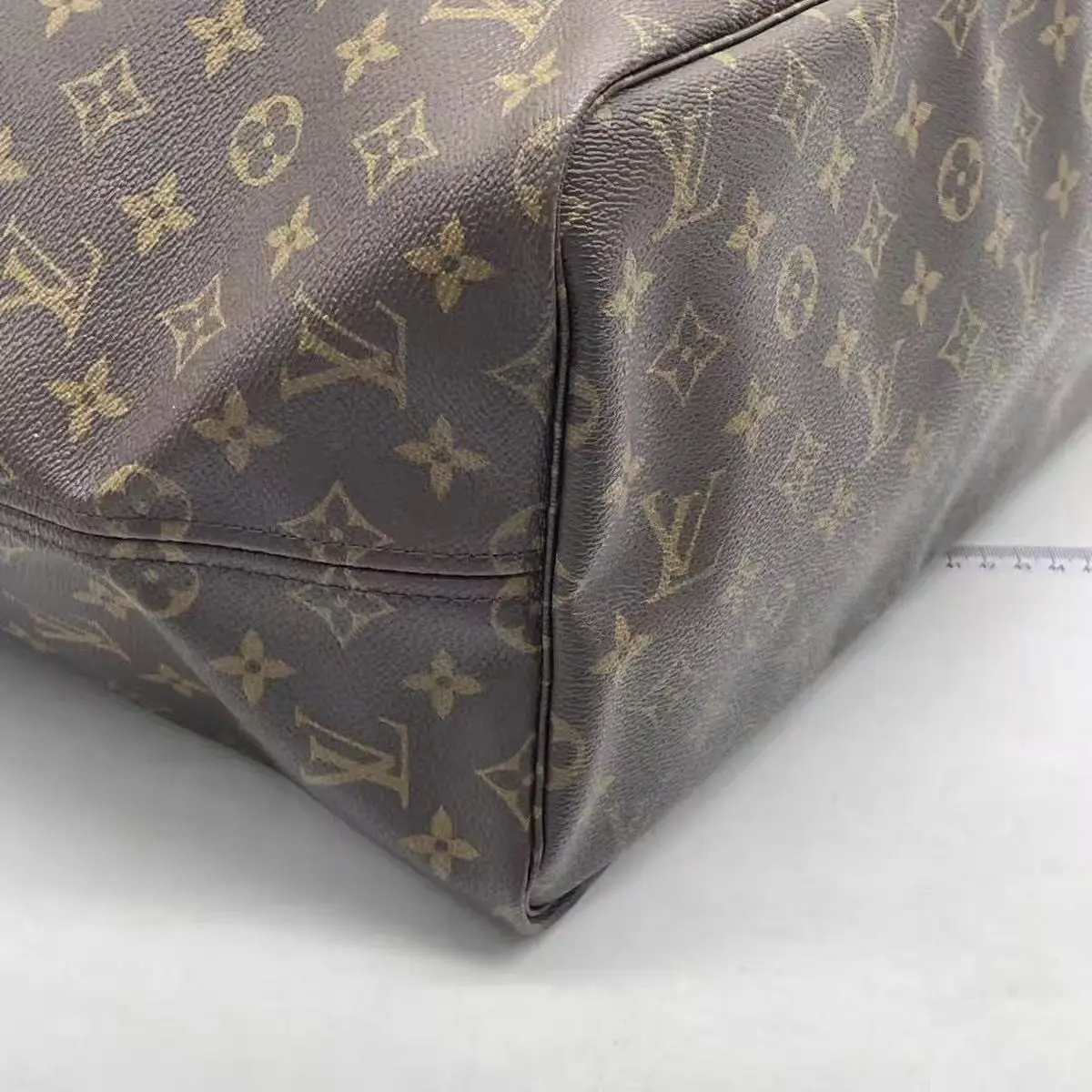 LOUIS VUITTON Neverfull GM Tote Brown Monogram LOUIS VUITTON Neverfull GM Tote Brown Monogram