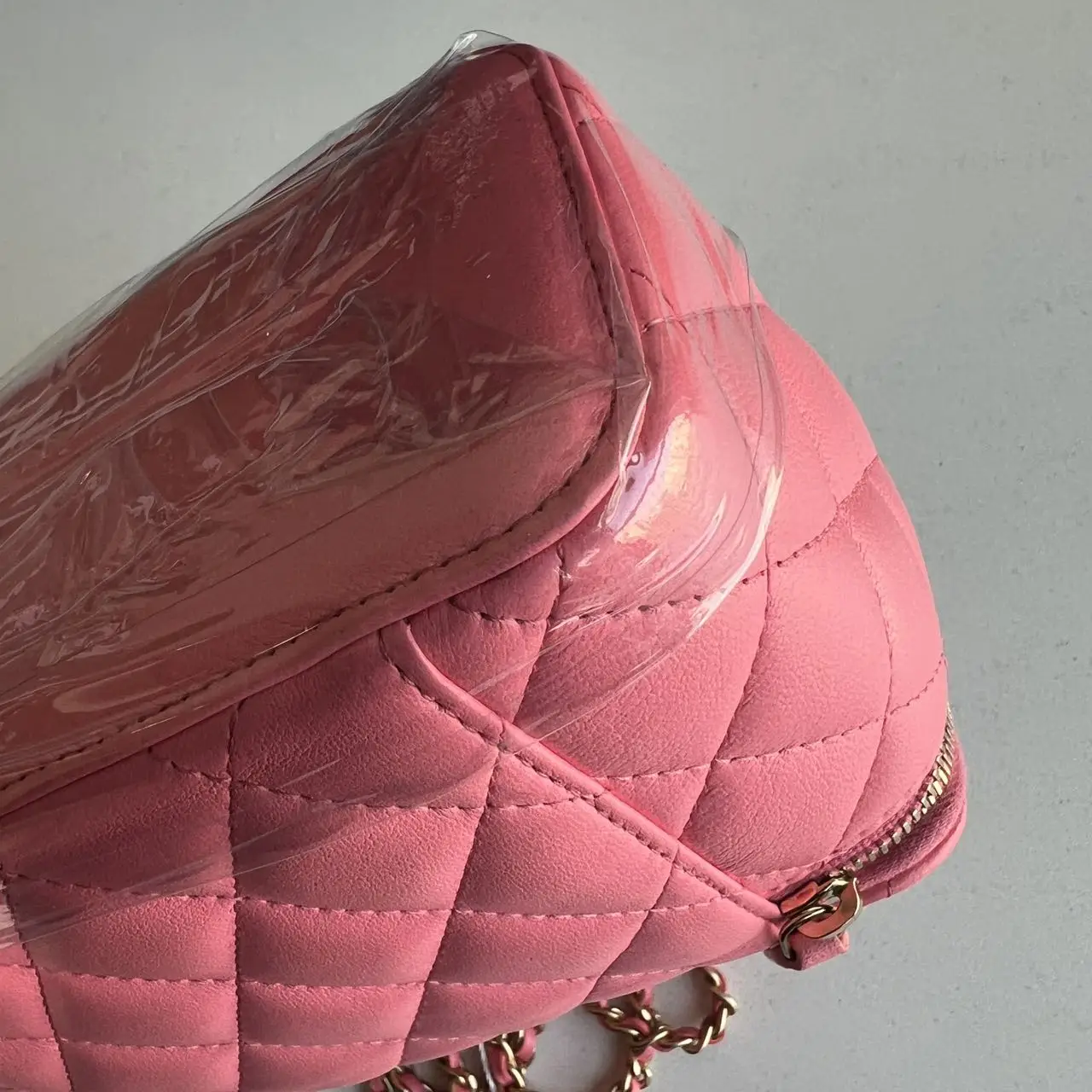 CHANEL Mini Vanity Case Pink Quilted Leather CHANEL Mini Vanity Case Pink Quilted Leather