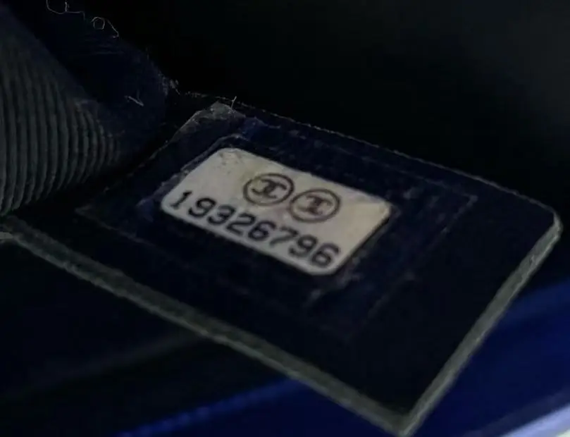 CHANEL Medium Boy Patent Leather Lake Blue CHANEL Medium Boy Patent Leather Lake Blue