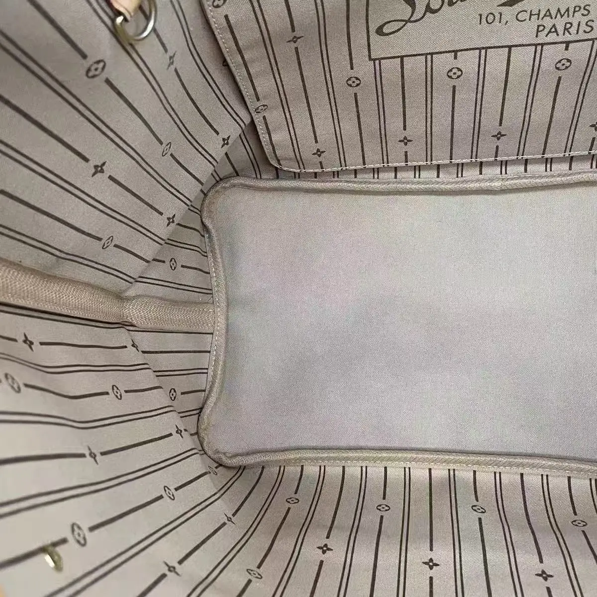 LOUIS VUITTON Neverfull GM Tote Brown Monogram LOUIS VUITTON Neverfull GM Tote Brown Monogram