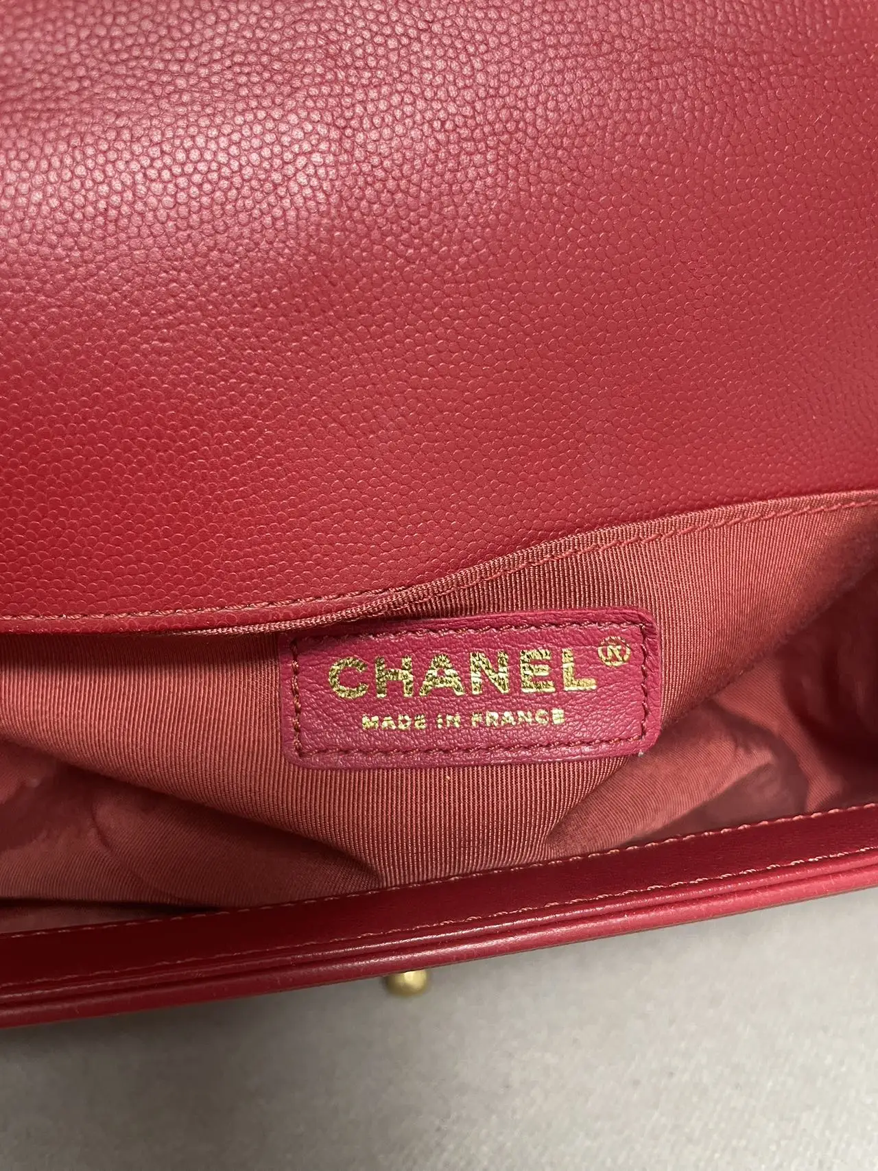 CHANEL Medium Boy Bag Red Quilted Calfskin CHANEL Medium Boy Bag Red Quilted Calfskin