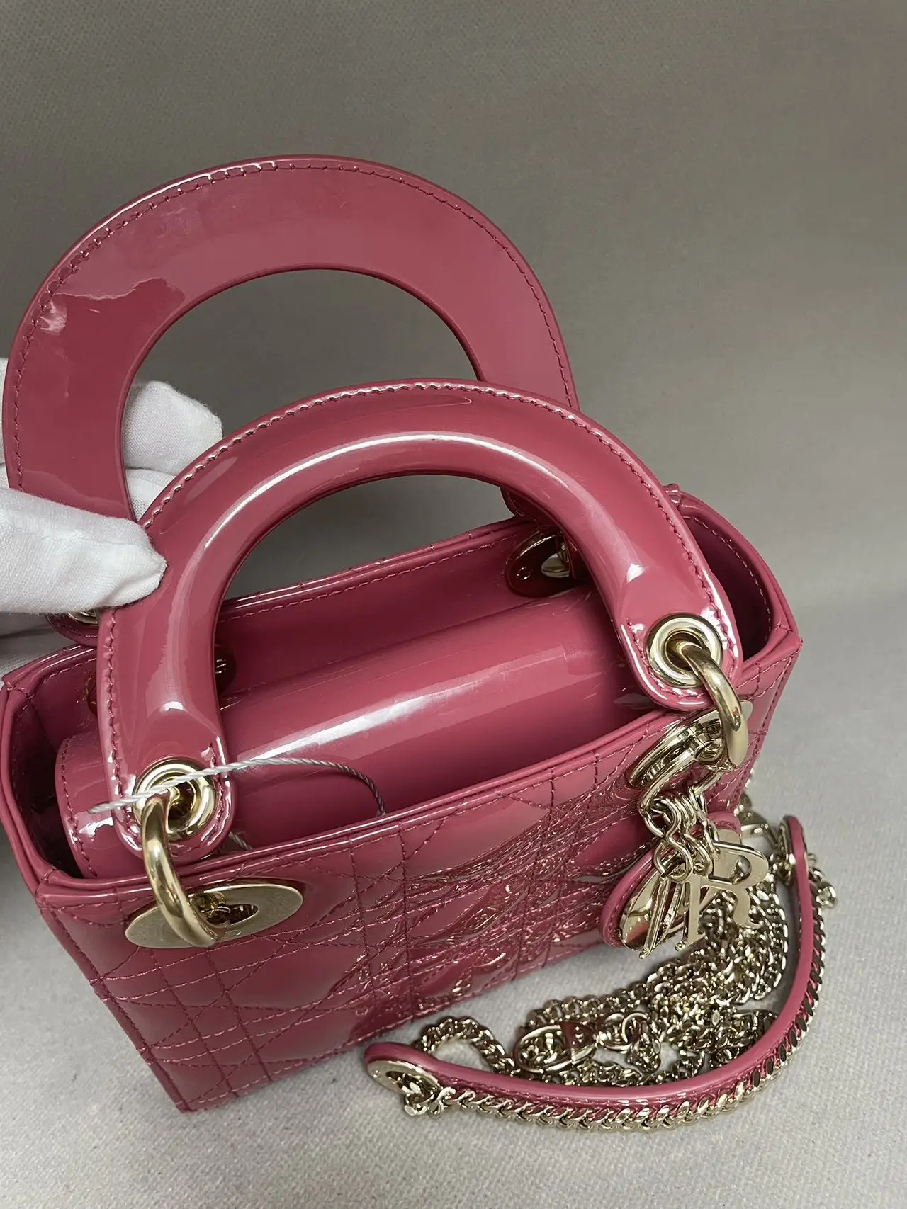 DIOR Mini Lady Dior Bag Hibiscus Pink Patent Leather DIOR Mini Lady Dior Bag Hibiscus Pink Patent Leather