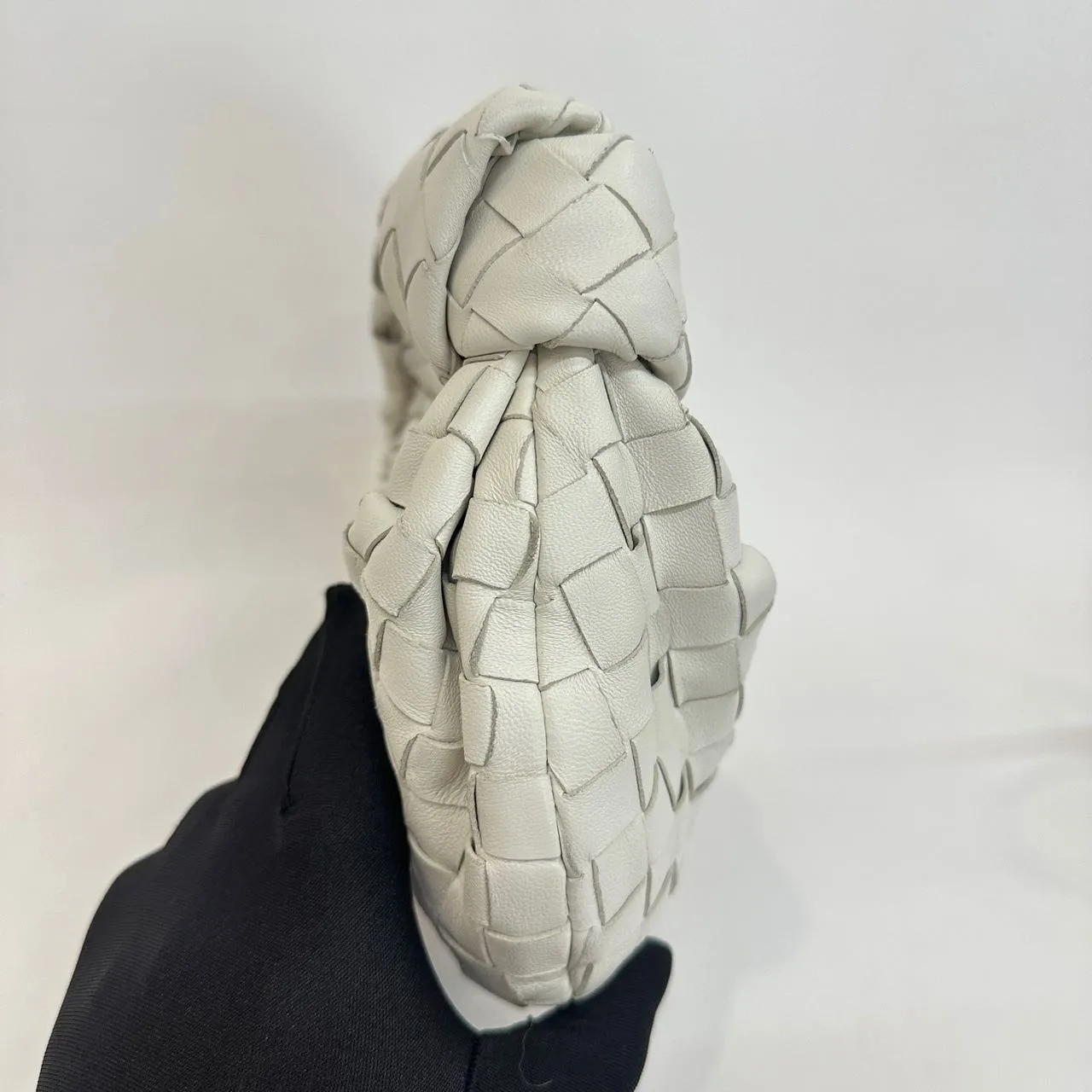 BOTTEGA VENETA Mini Jodie Leather Handbag BOTTEGA VENETA Mini Jodie Leather Handbag