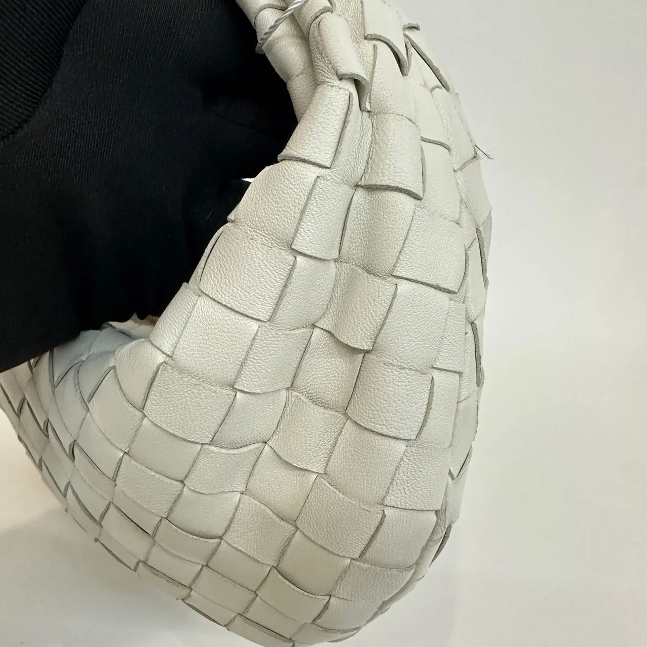 BOTTEGA VENETA Mini Jodie Leather Handbag BOTTEGA VENETA Mini Jodie Leather Handbag